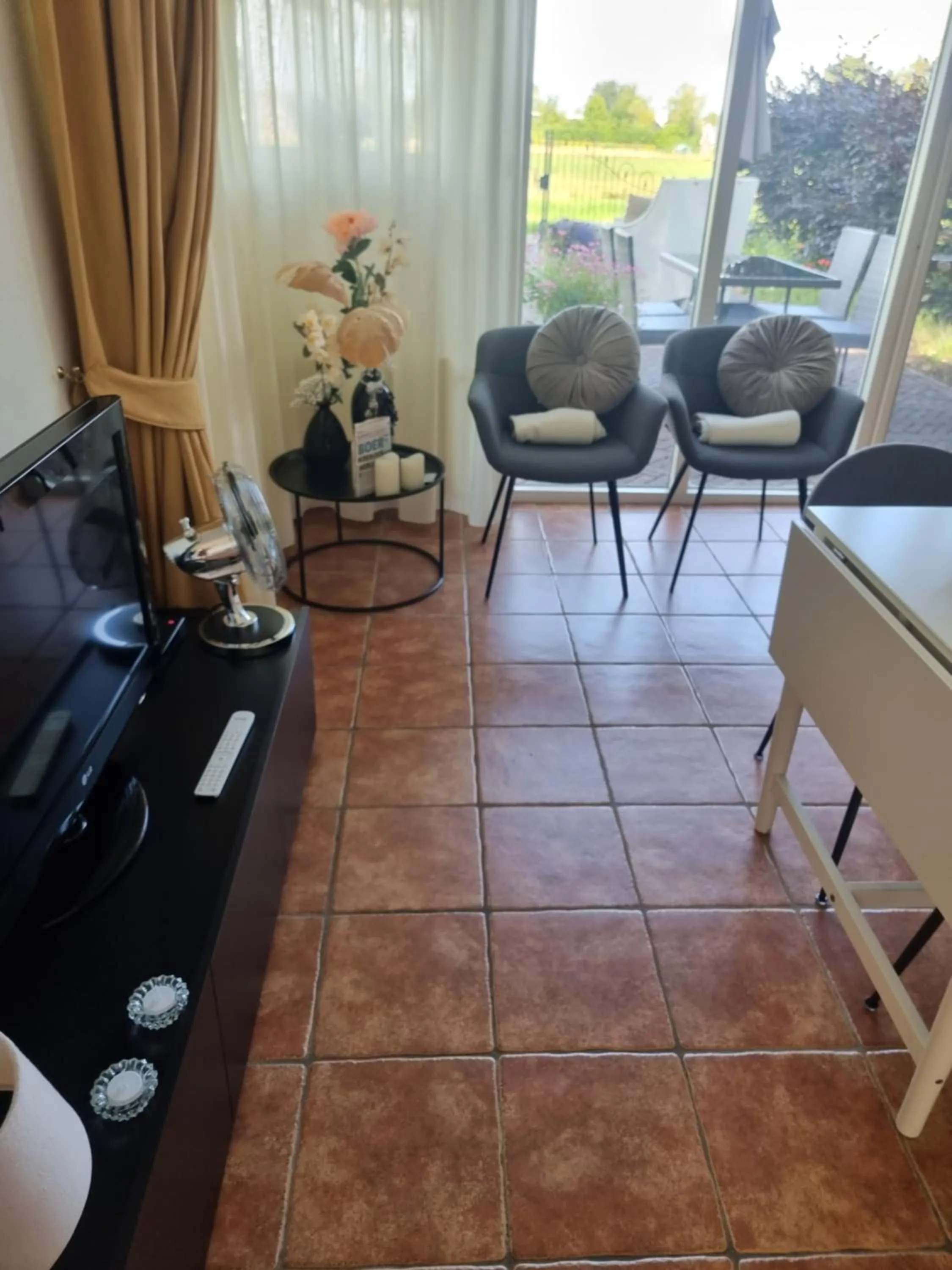 TV and multimedia in De Veldeling