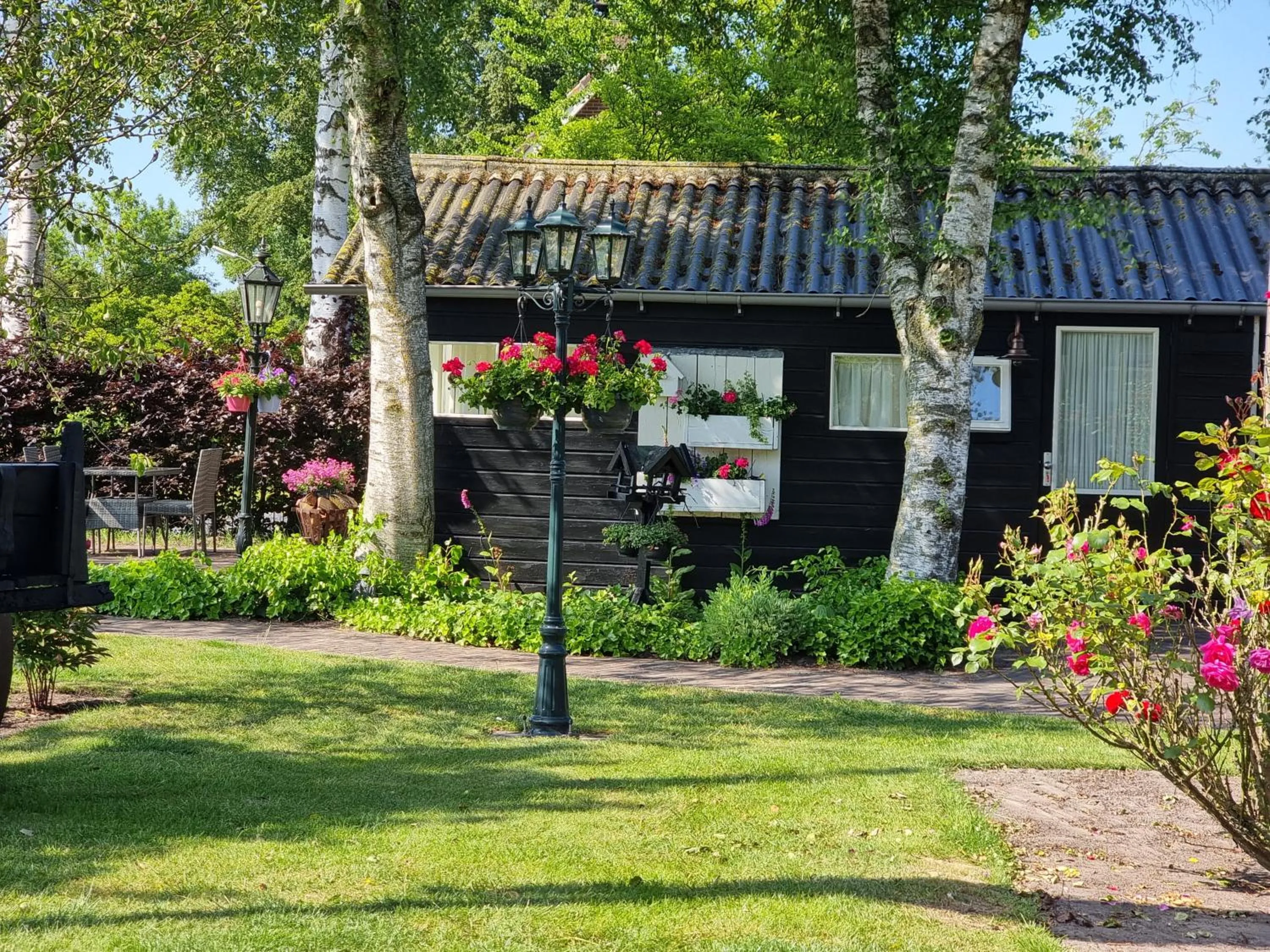 Property building in De Veldeling