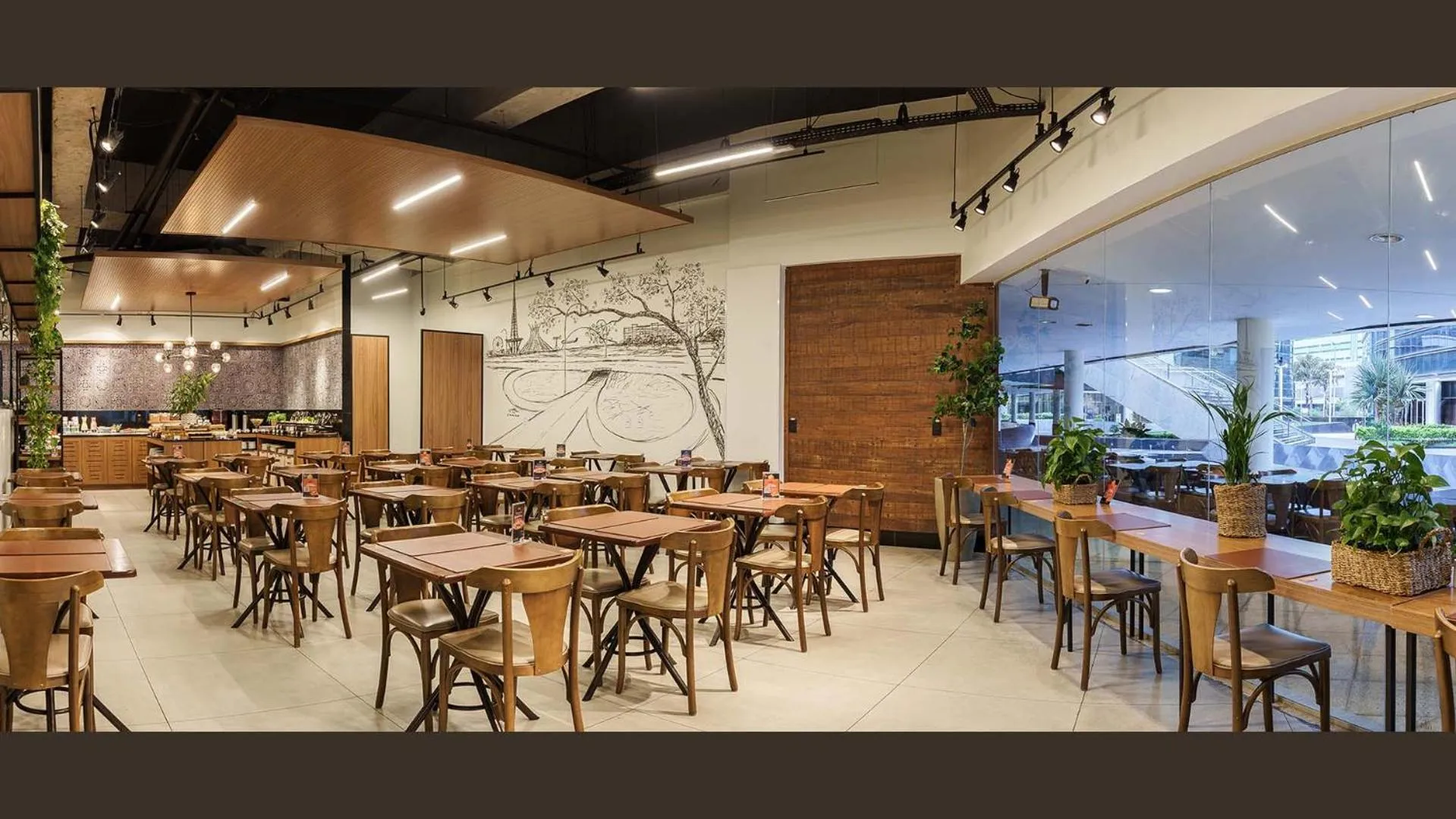 Restaurant/places to eat in Hplus Vision Executive