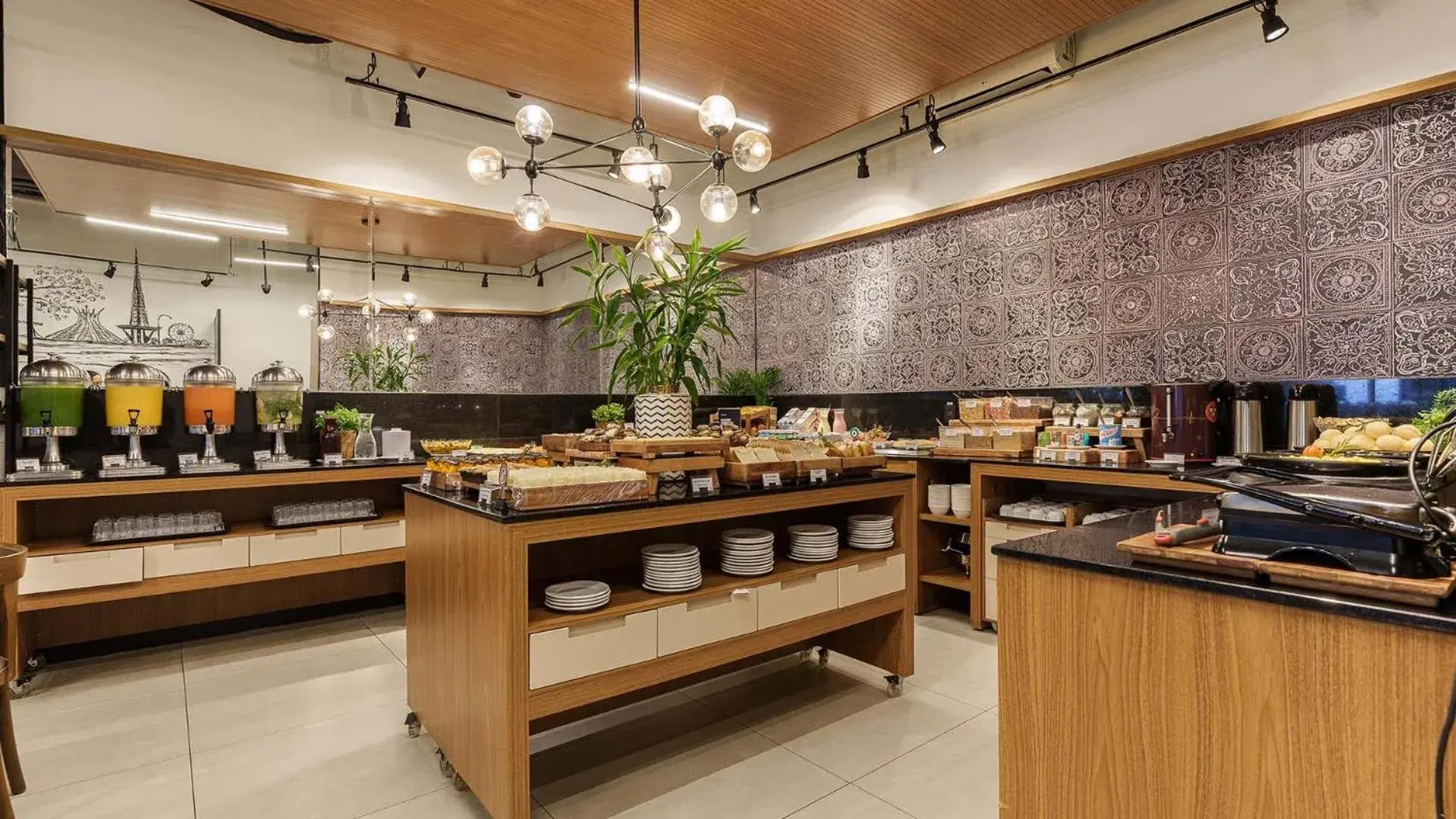 Buffet breakfast in Hplus Vision Executive Buffet breakfast in Hplus Vision Executive