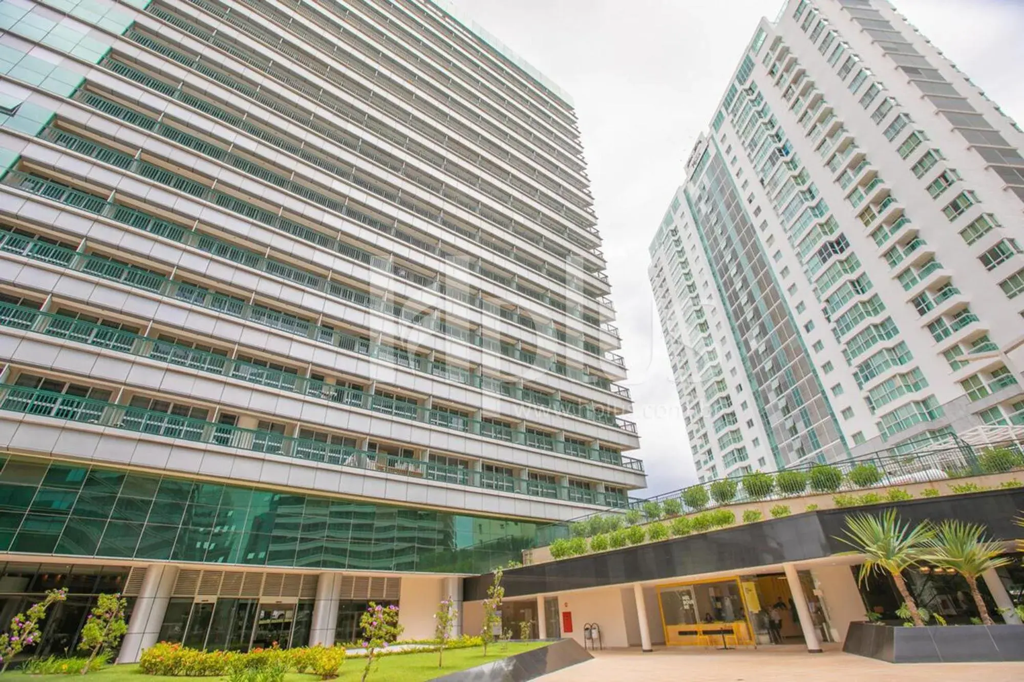 Facade/entrance in Hplus Vision Executive Facade/entrance in Hplus Vision Executive