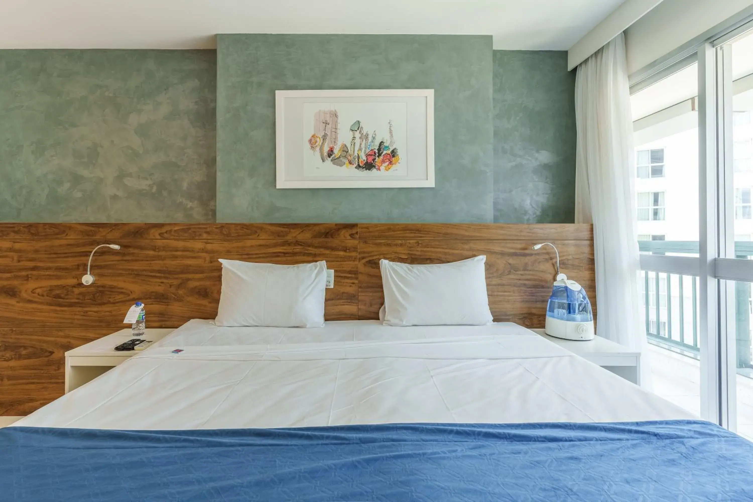 Bed in Hplus Vision Executive Bed in Hplus Vision Executive