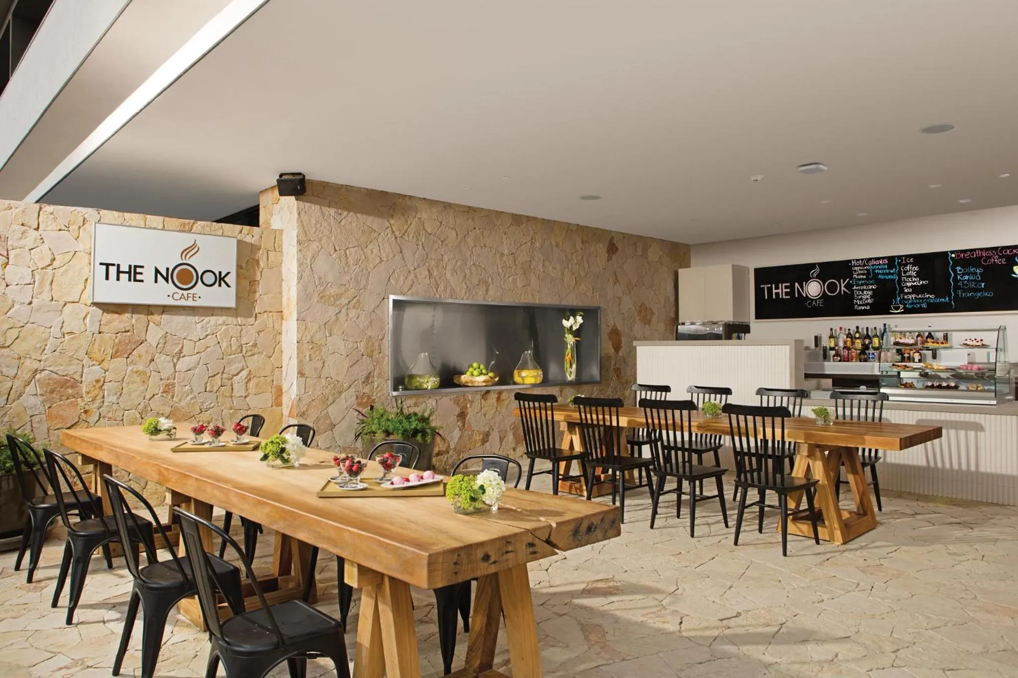 Restaurant/places to eat in Breathless Cabo San Lucas - Adults Only