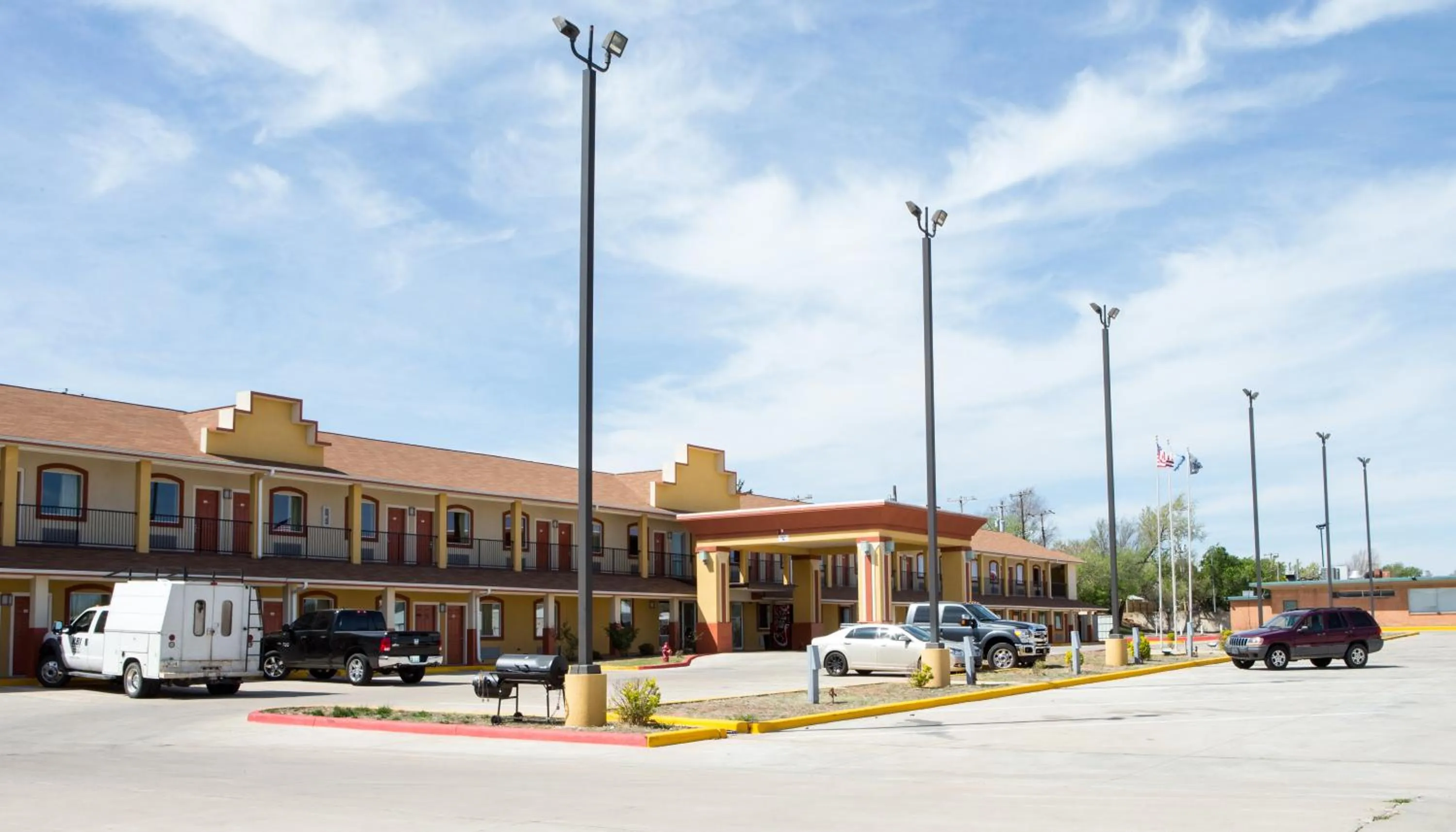 Property building in Sands Inn & Suites