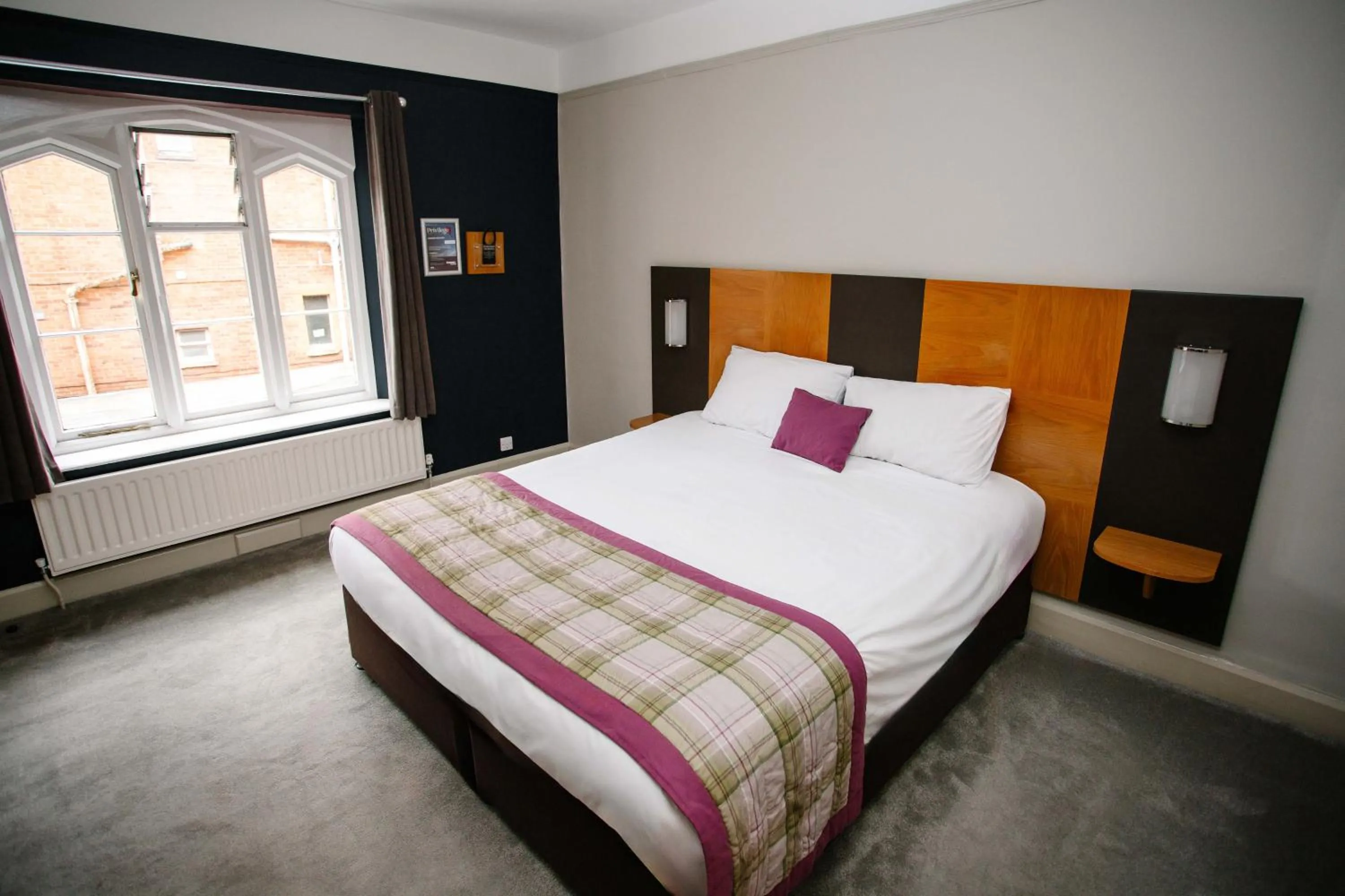 Bedroom, Bed in The Corner House Hotel