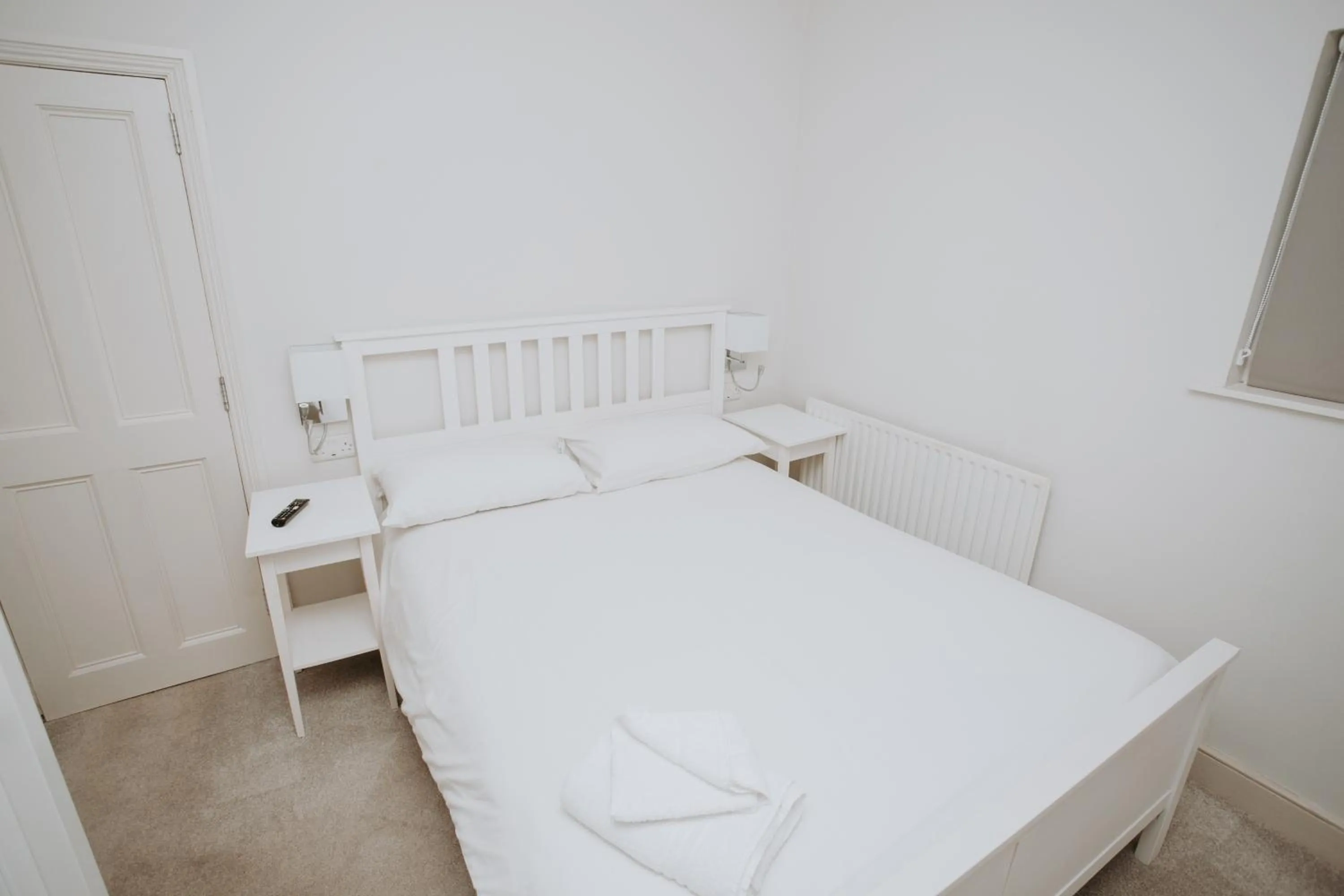 Bedroom, Bed in The Corner House Hotel