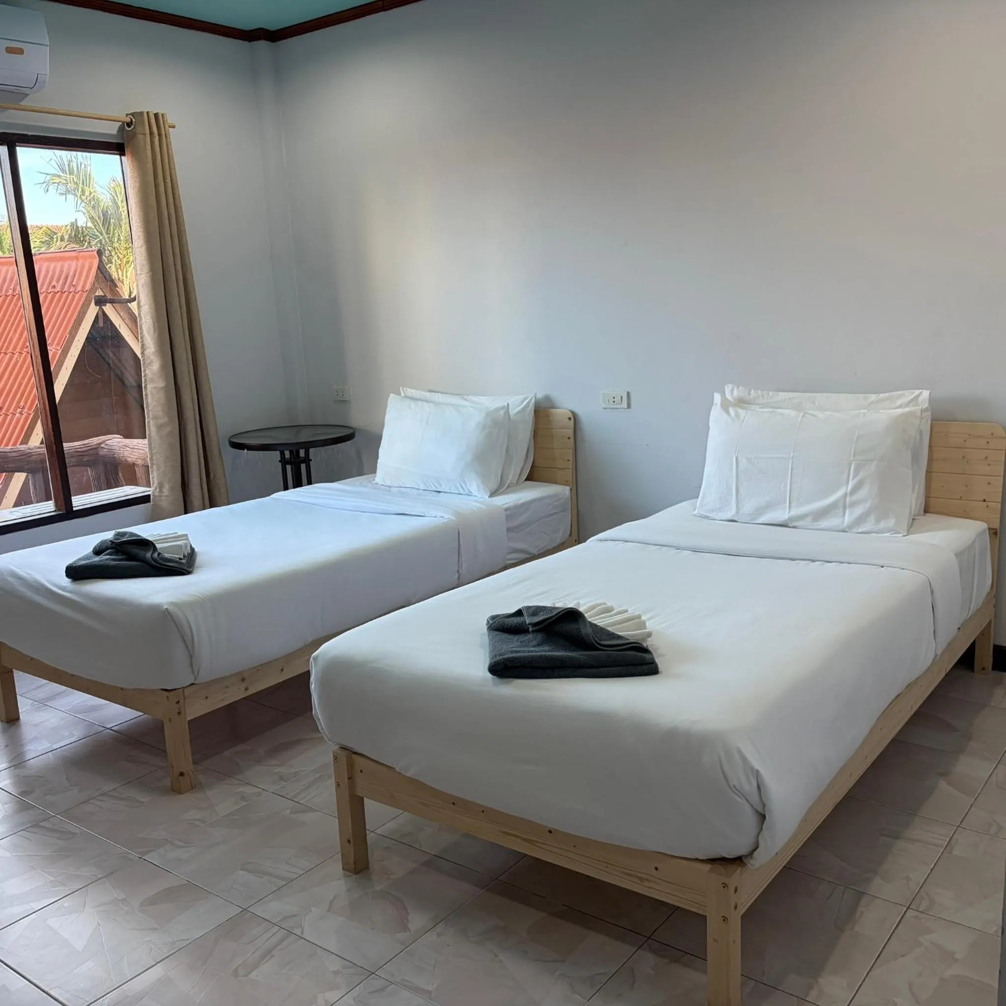 Bedroom, Bed in Friendly Resort