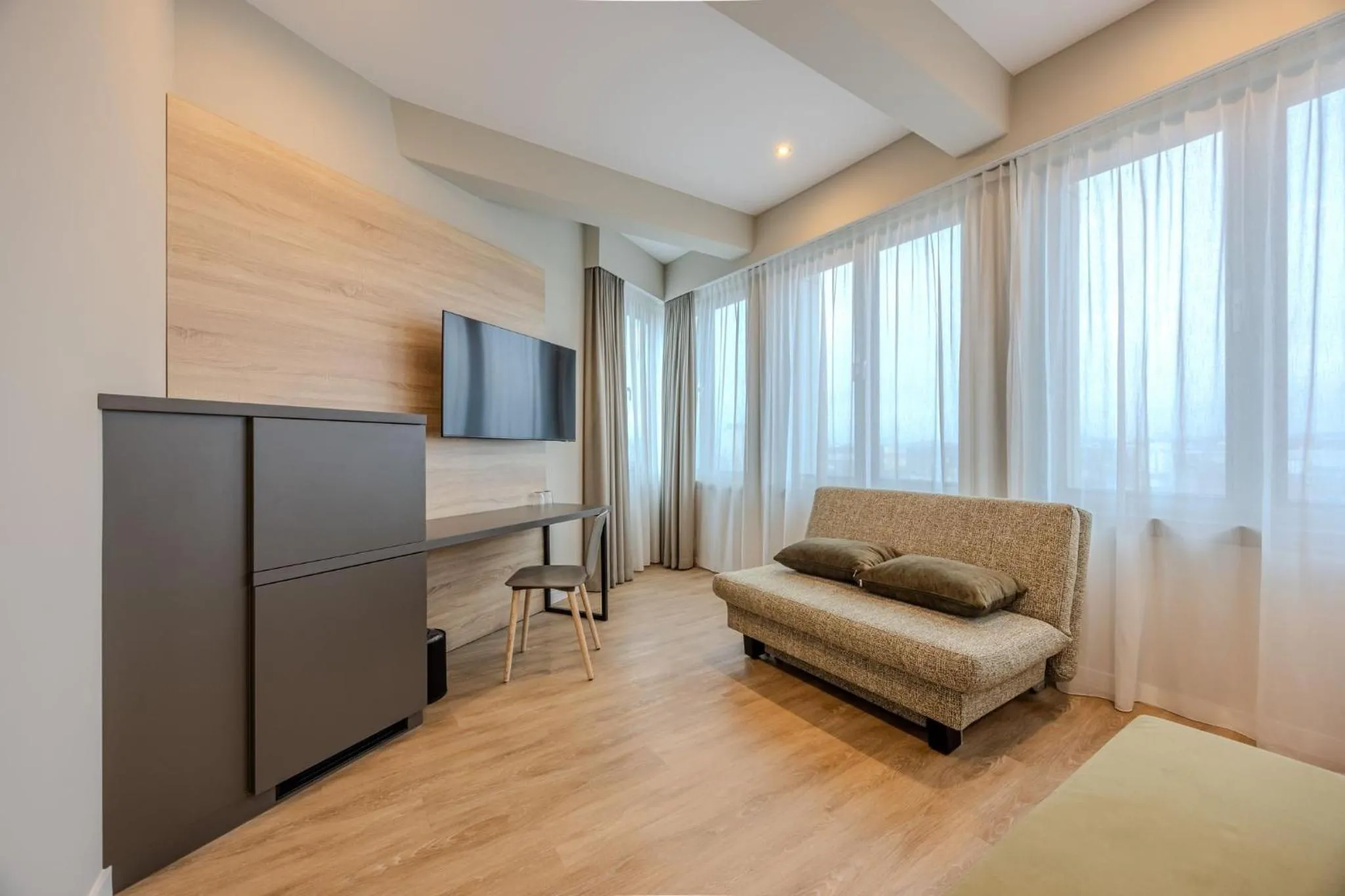 Photo of the whole room in East Five Hotel Frankfurt Offenbach
