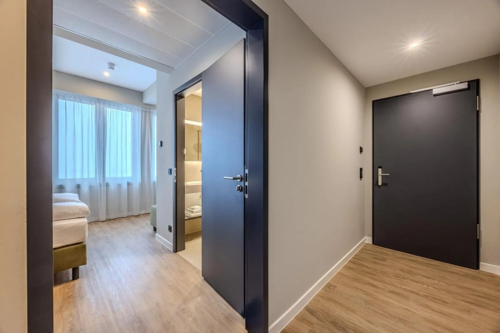 Photo of the whole room, Bed in East Five Hotel Frankfurt Offenbach