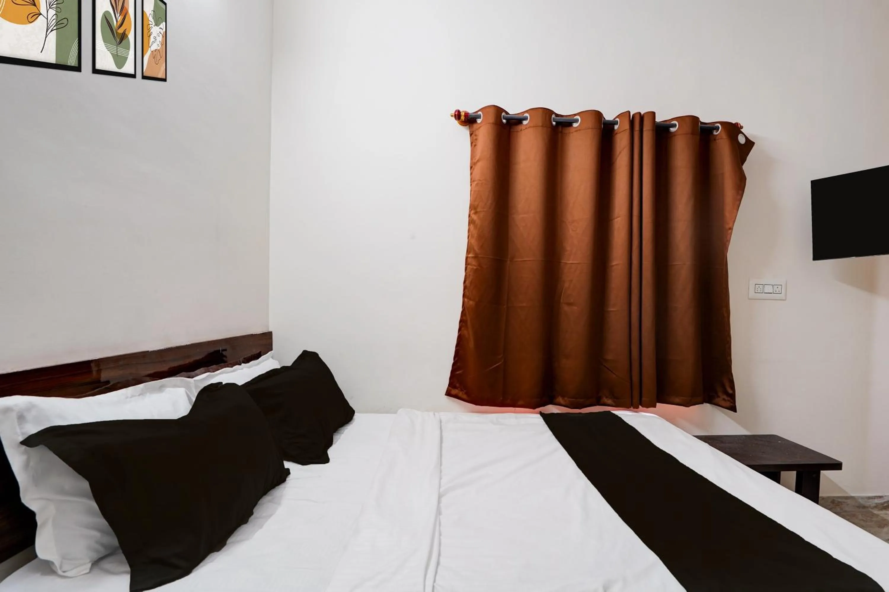 Bedroom, Bed in Hotel O Dasarahalli Metro Station Bangalore Formerly Megha Ventures