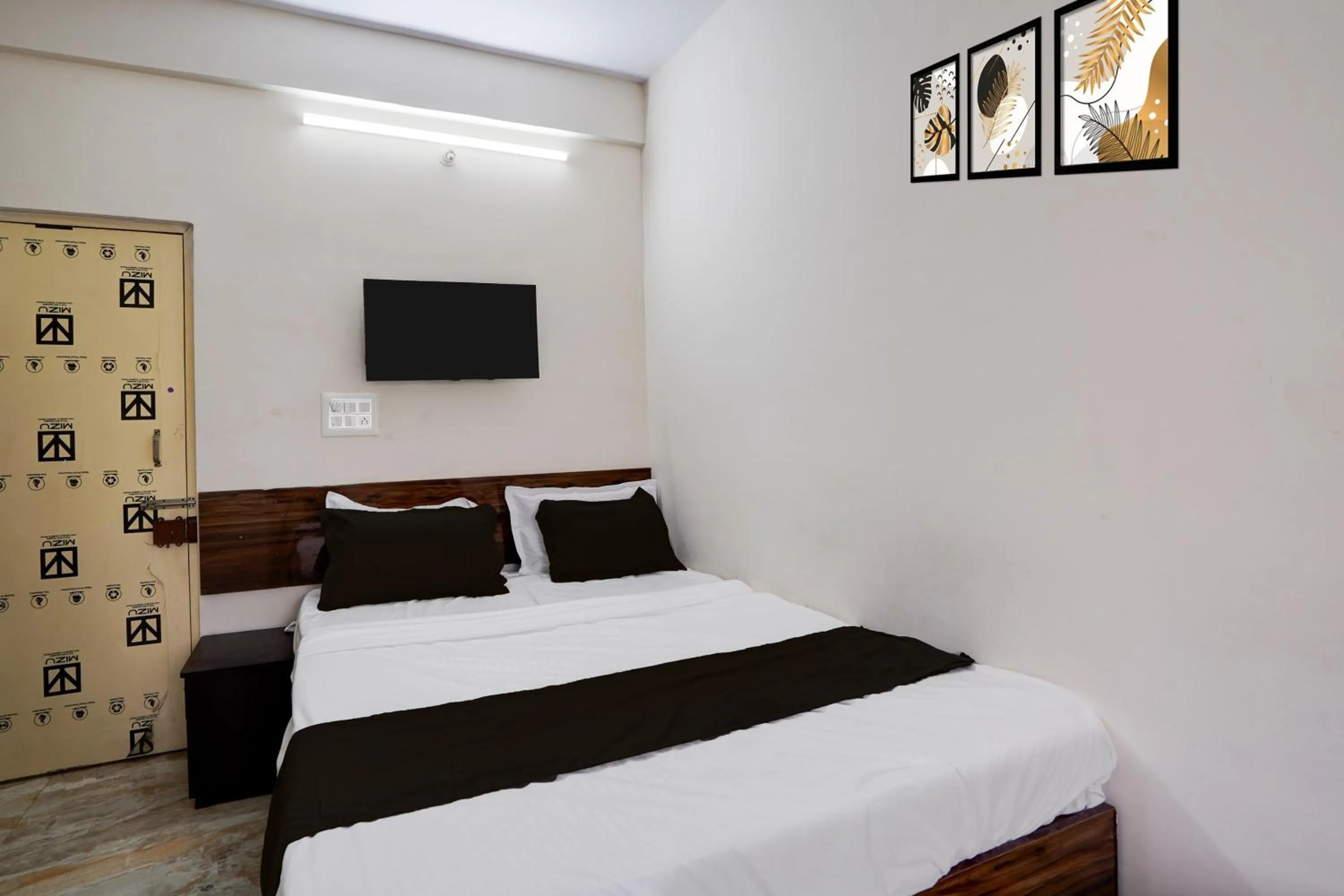 Bedroom, Bed in Hotel O Dasarahalli Metro Station Bangalore Formerly Megha Ventures