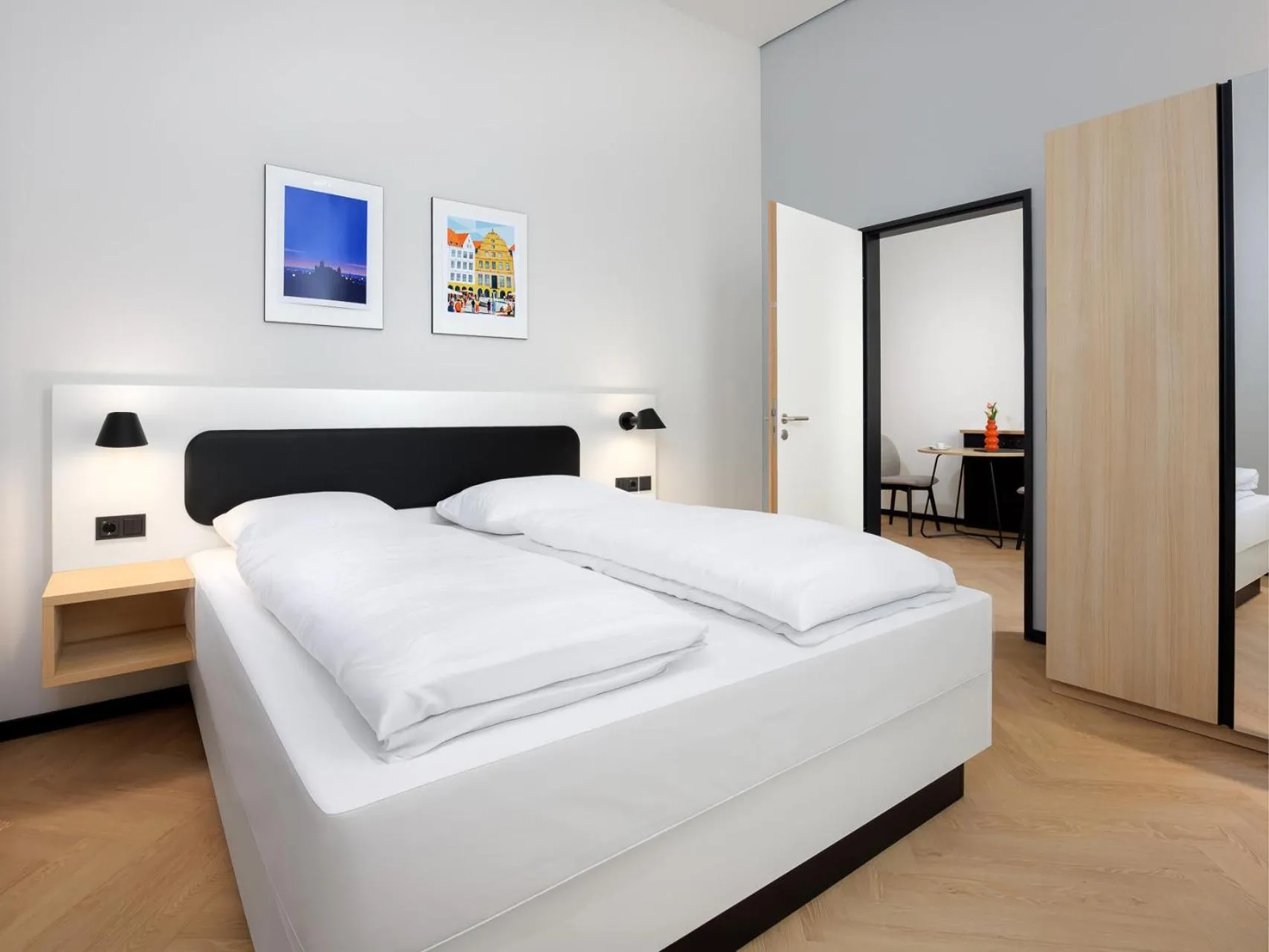 Bed in smartments Bielefeld Hauptbahnhof