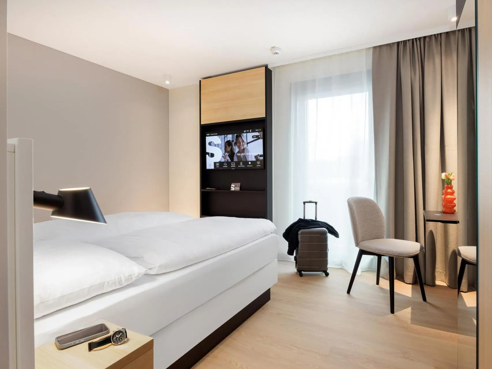 Bed in smartments Bielefeld Hauptbahnhof