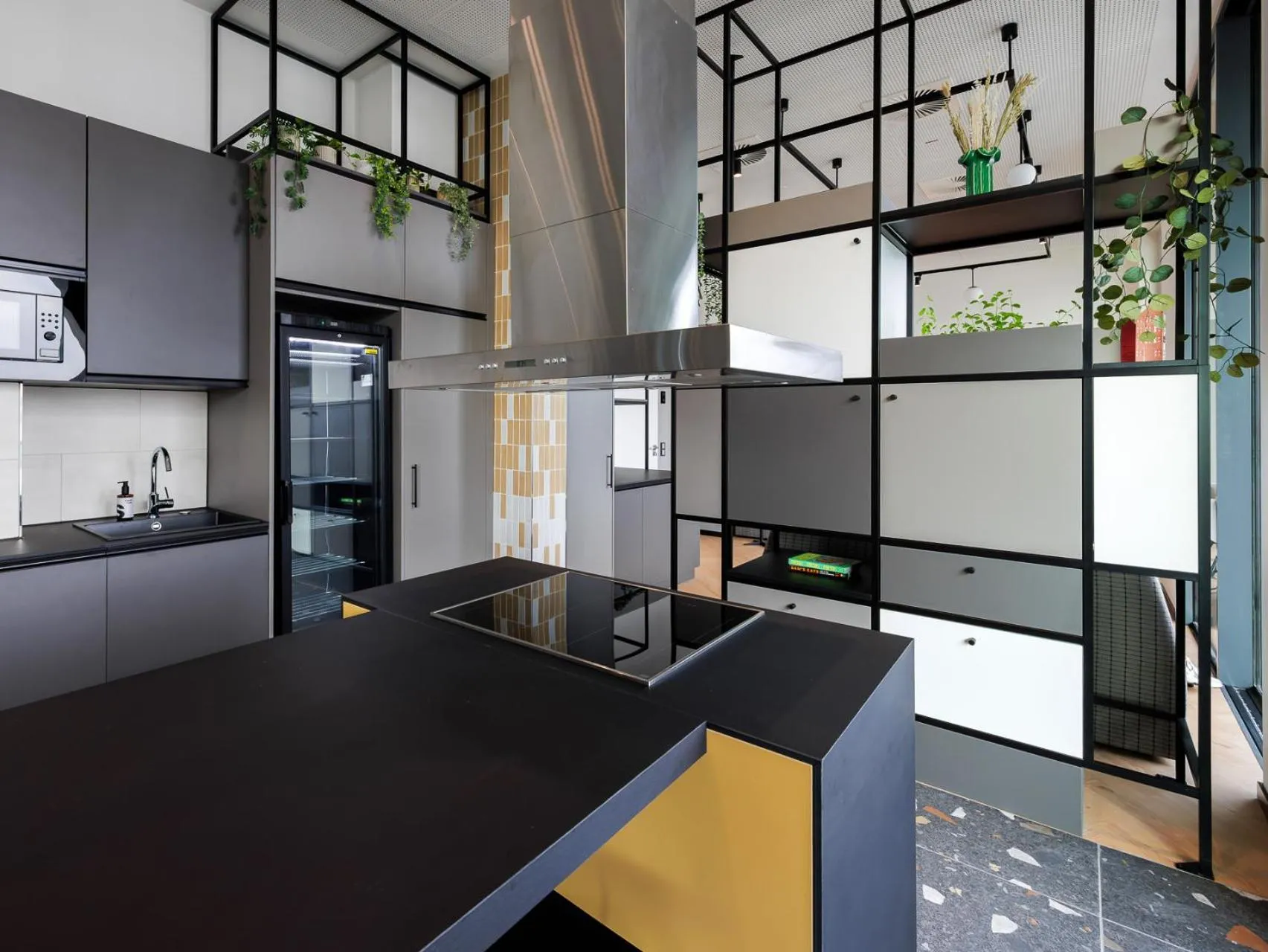 Communal kitchen in smartments Bielefeld Hauptbahnhof