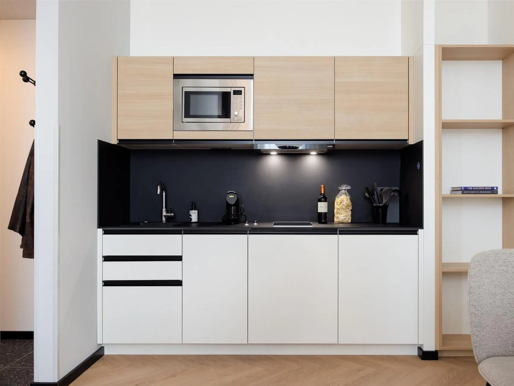 Kitchen or kitchenette in smartments Bielefeld Hauptbahnhof