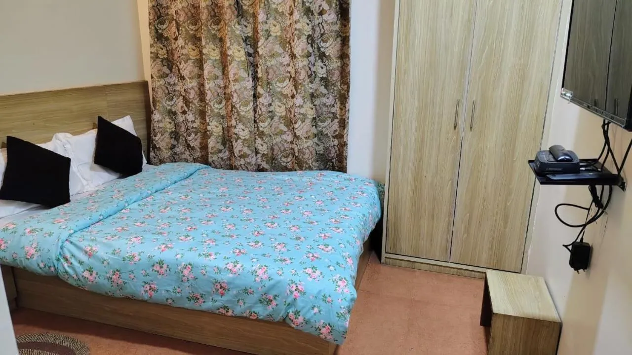 Bed in Rising Inn