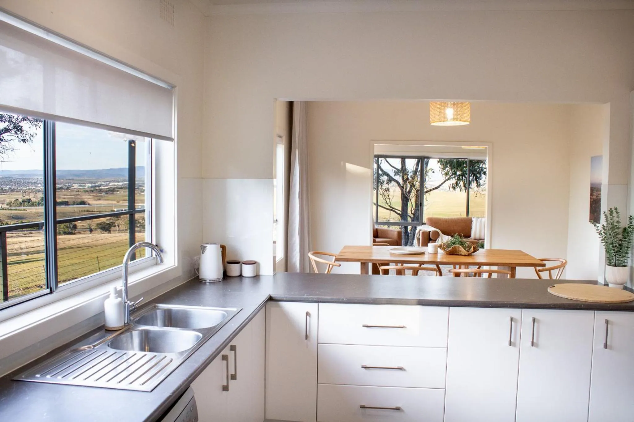 Bathurst Goldfields Resort - Conrod Straight, Mount Panorama