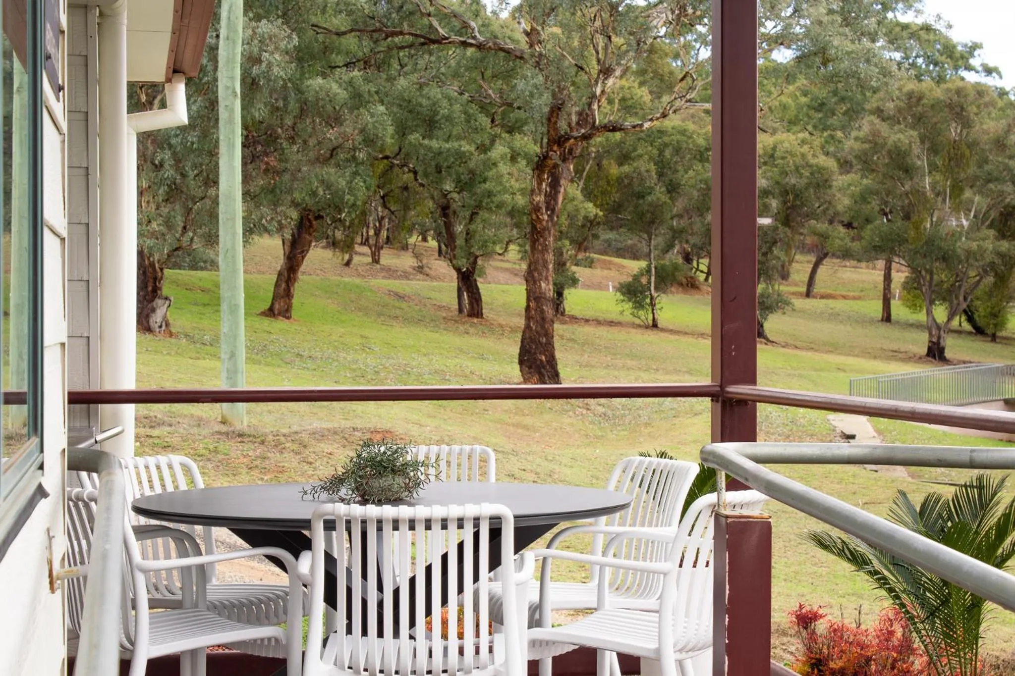 Bathurst Goldfields Resort - Conrod Straight, Mount Panorama