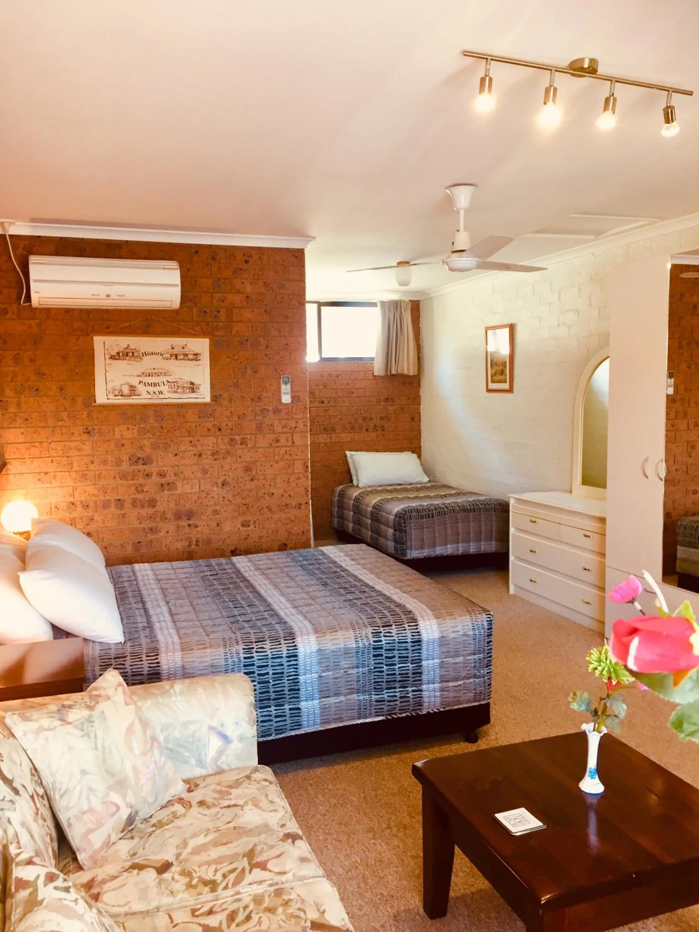 Colonial Motor Inn Pambula