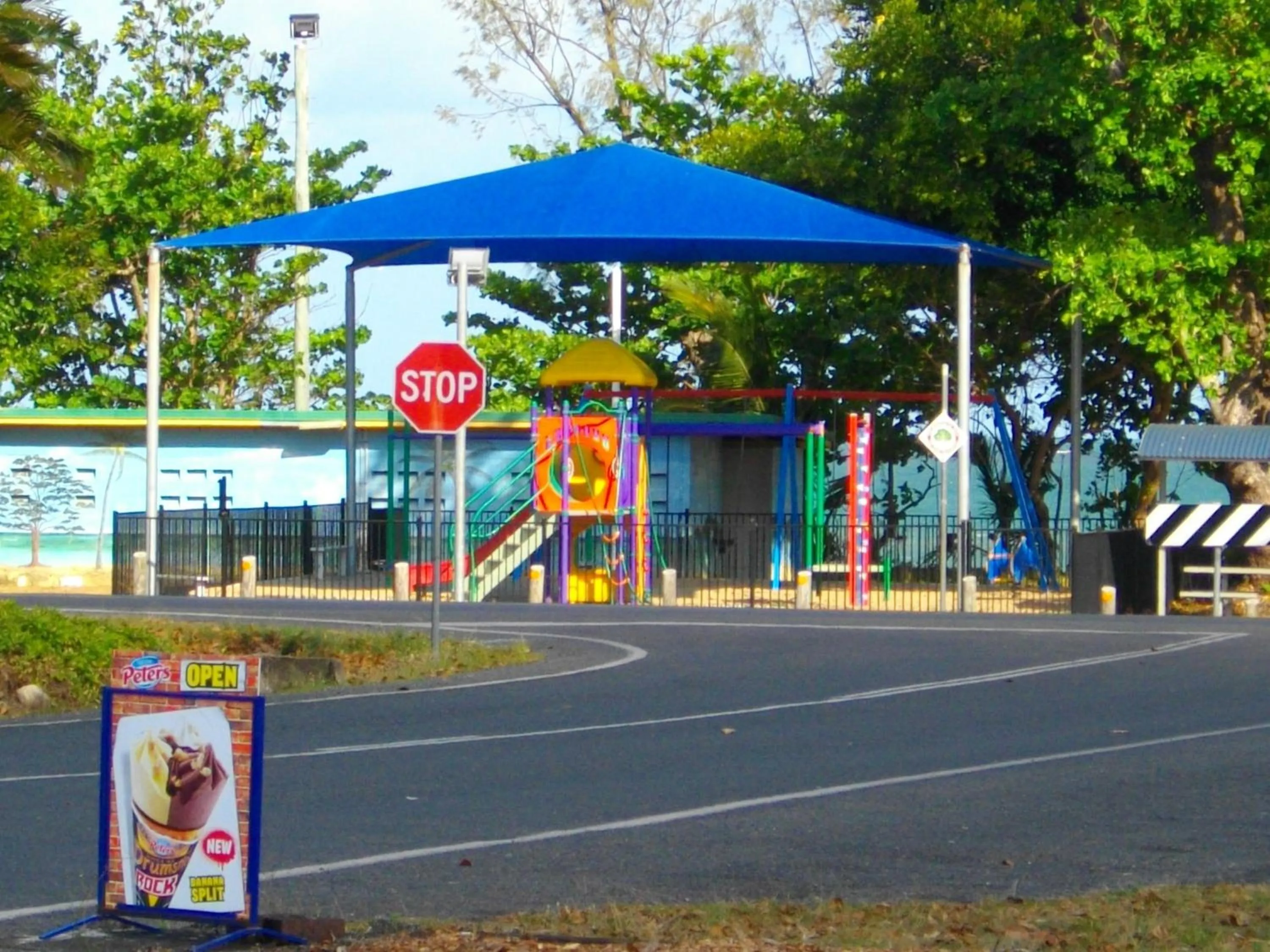 Children play ground in Kurrimine Beach Motel