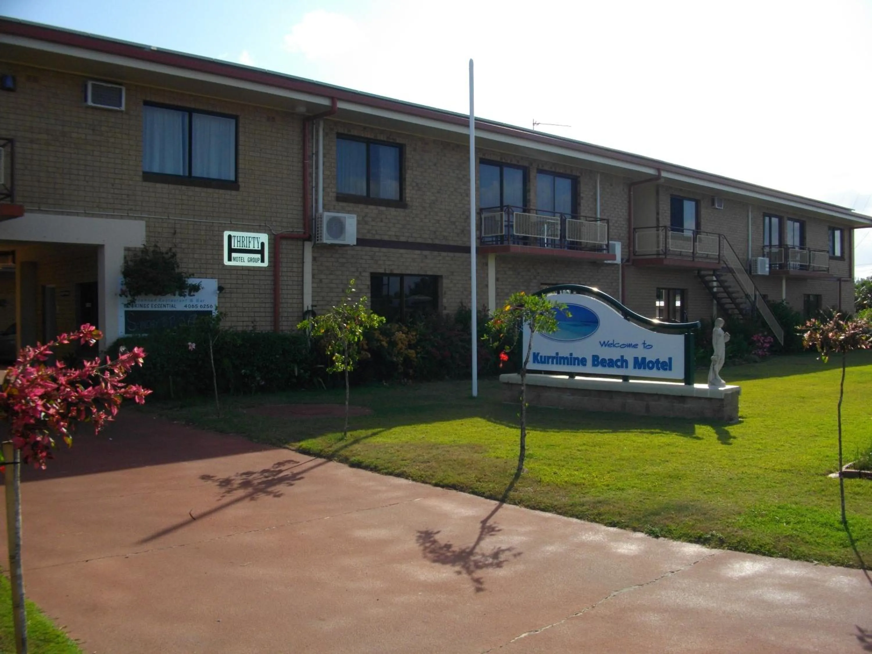 Facade/entrance in Kurrimine Beach Motel