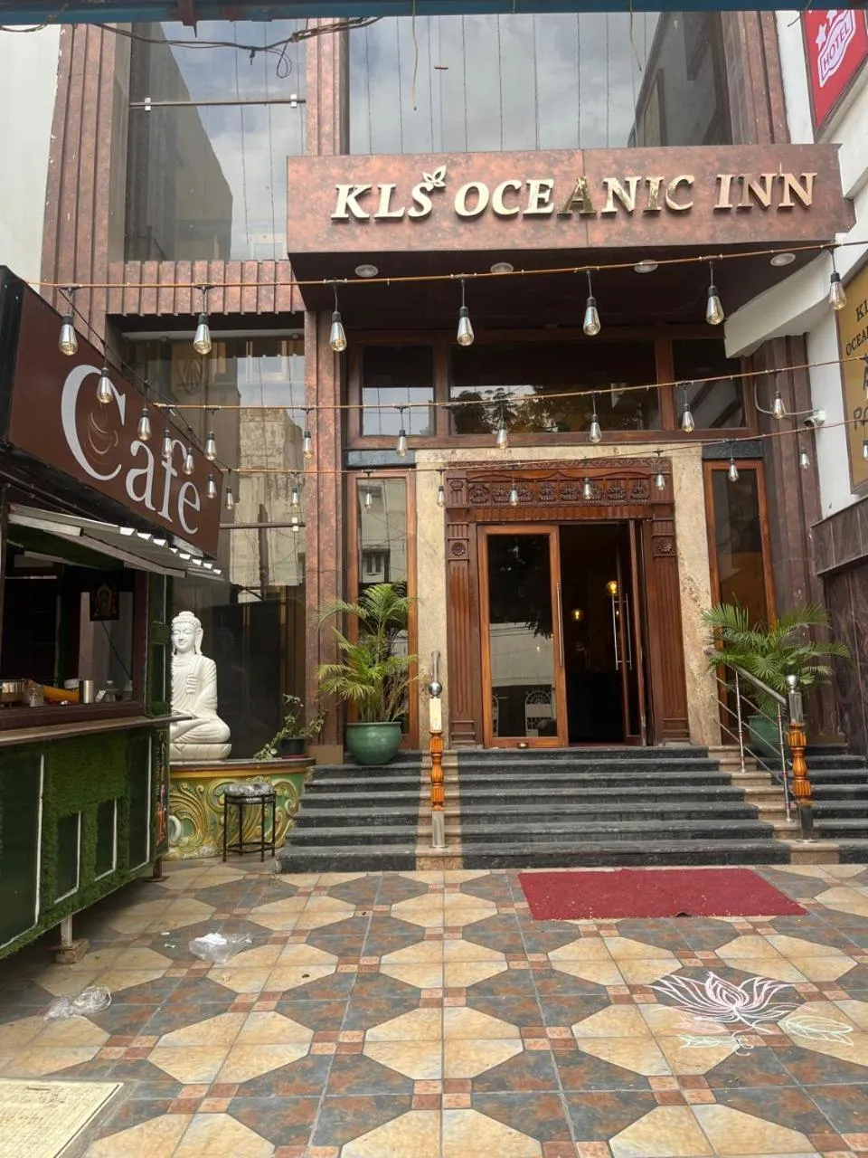 KLS Oceanic INN