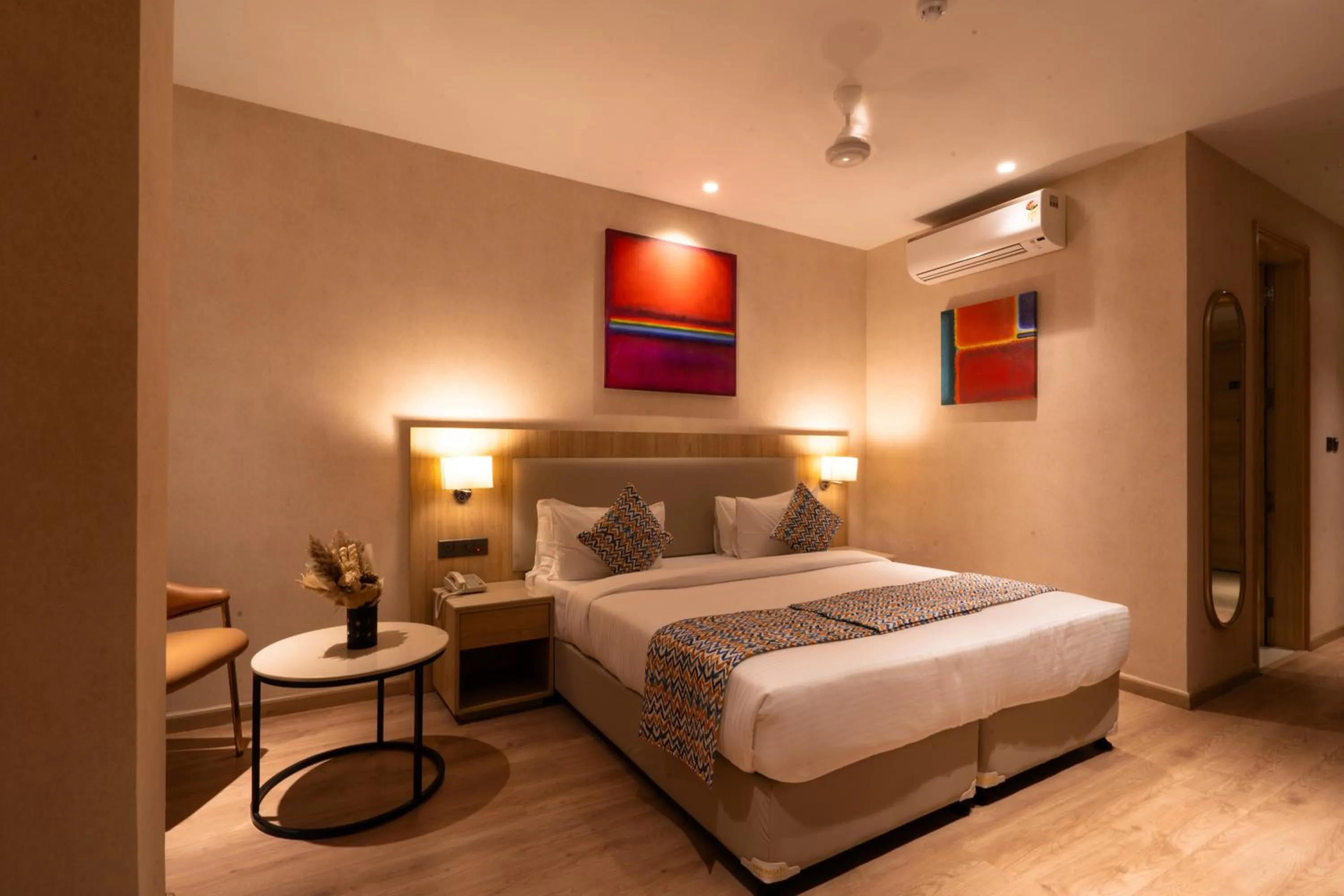 Bed in Hotel Bluestone Prime Nehru Place by The Cosy hotels