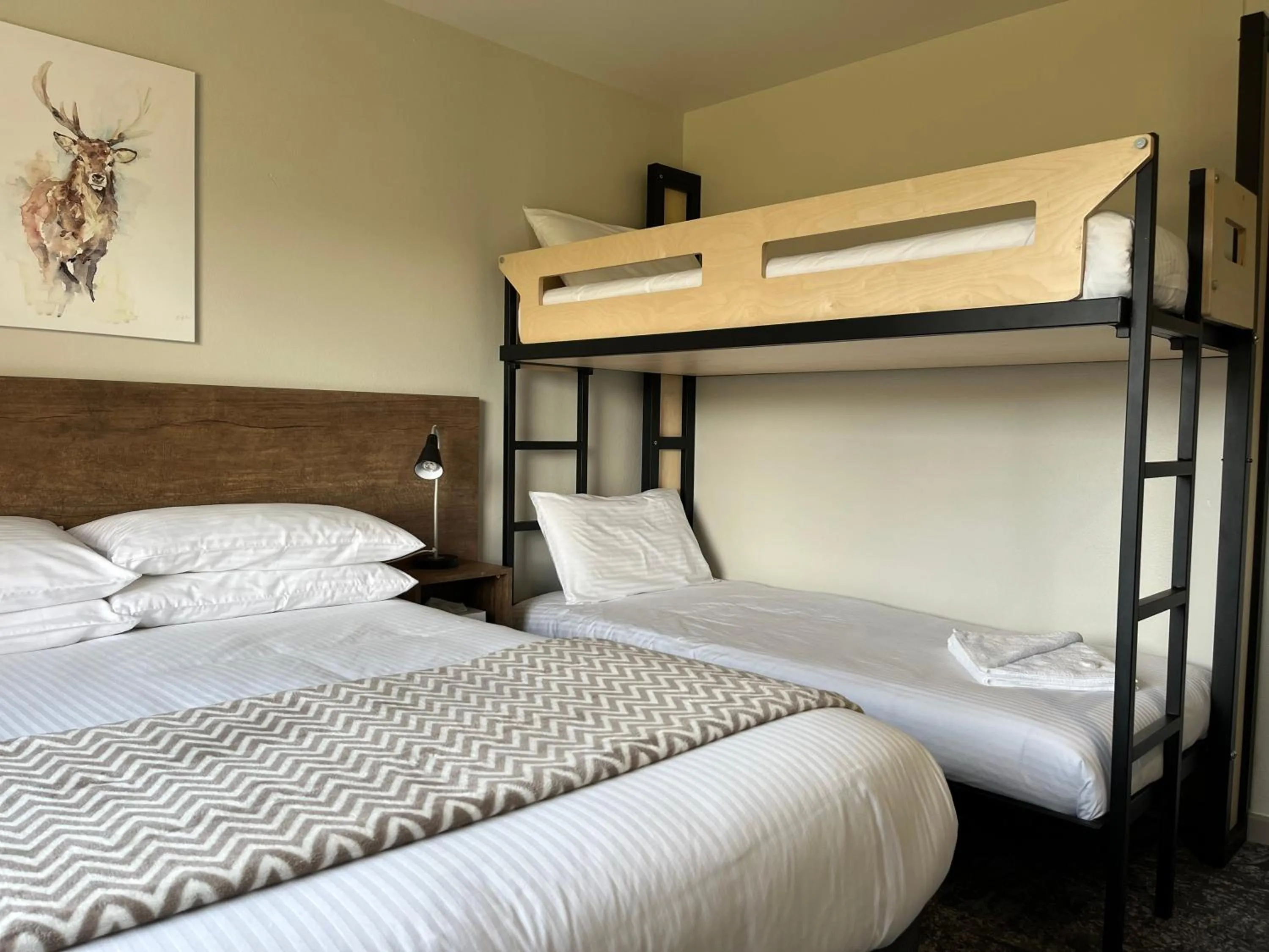 Swagman Chalet