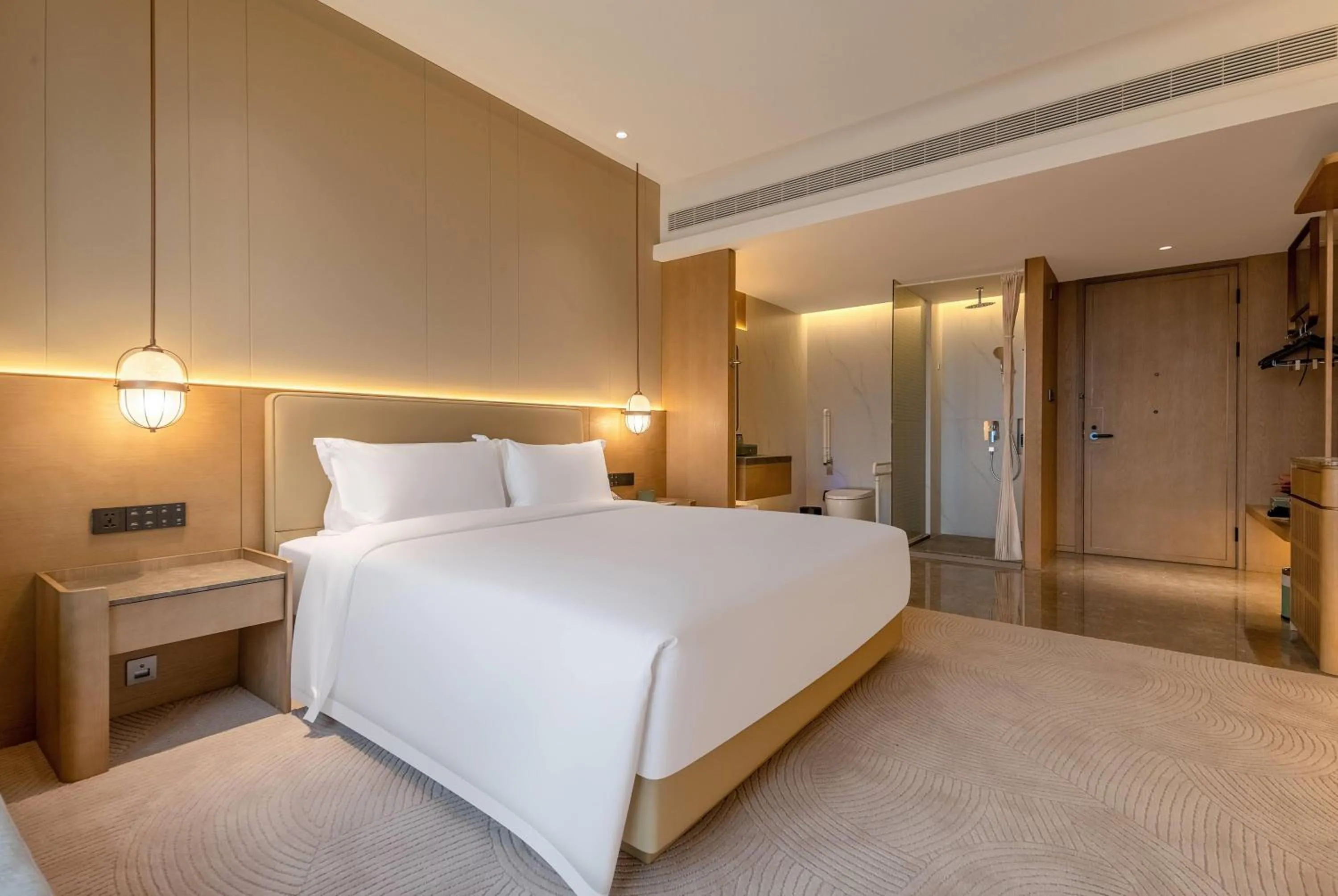 Bed in Wyndham Garden Shanghai Songjiang