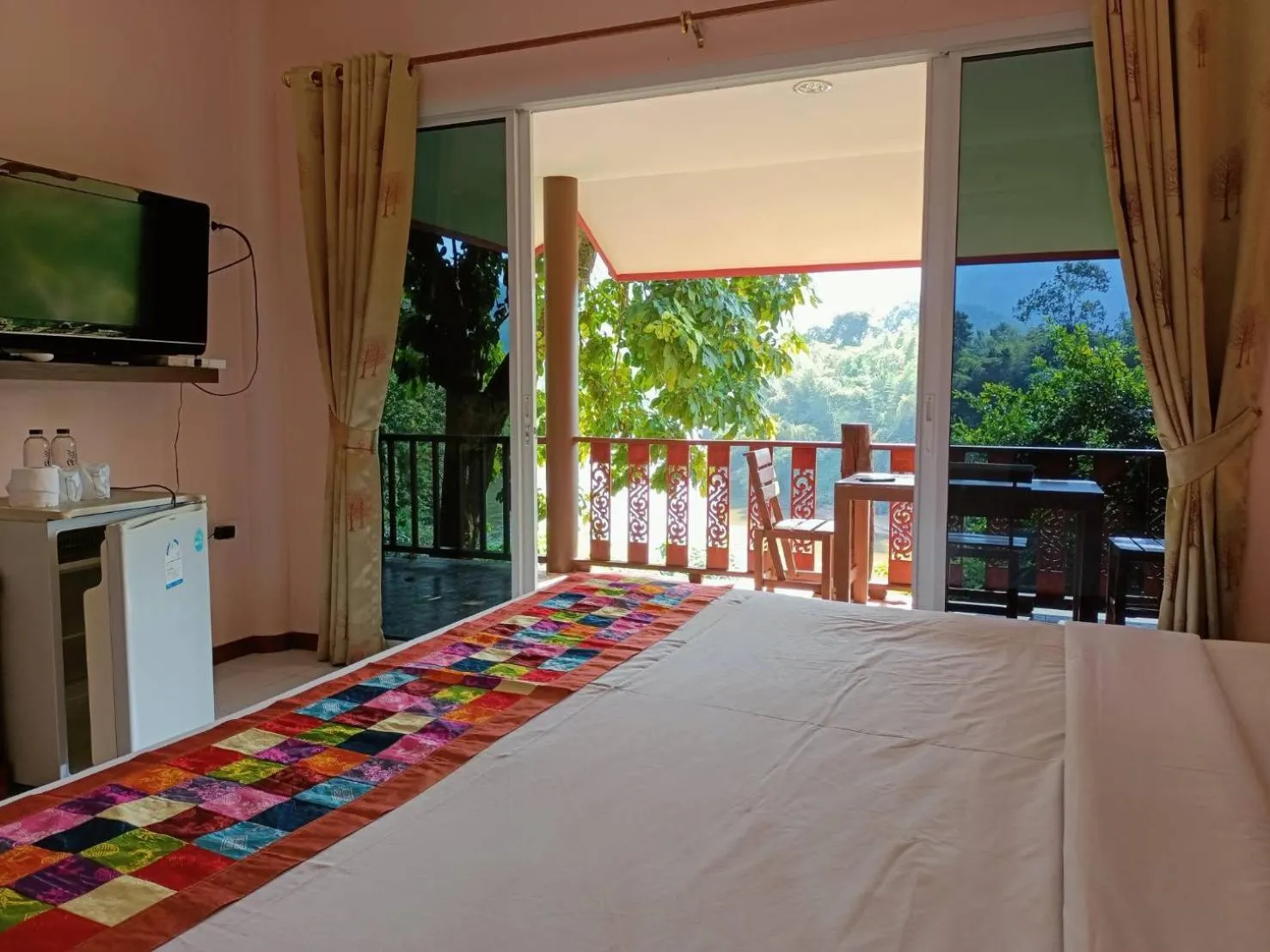 Bed in Star Hill River Kwai Resort