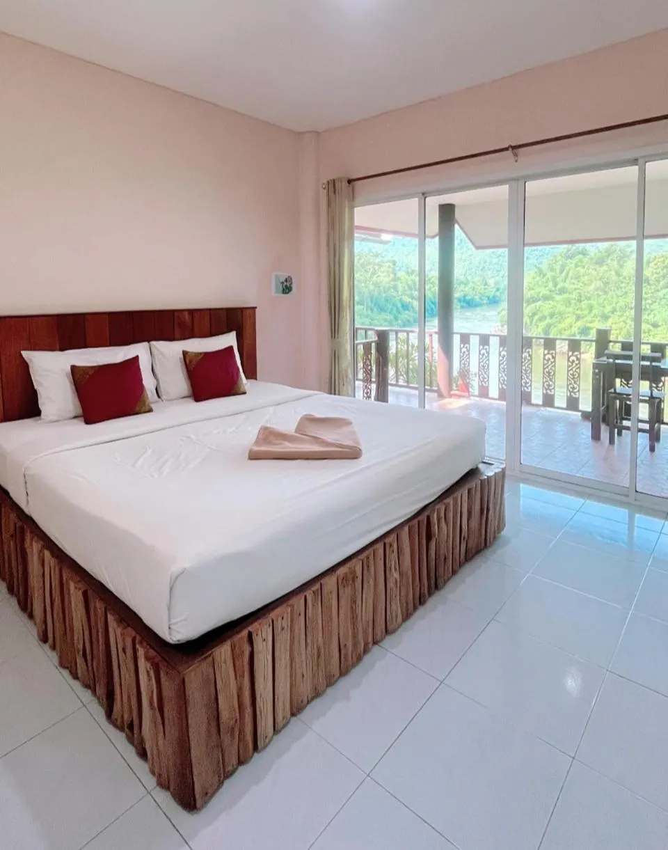 Bed in Star Hill River Kwai Resort