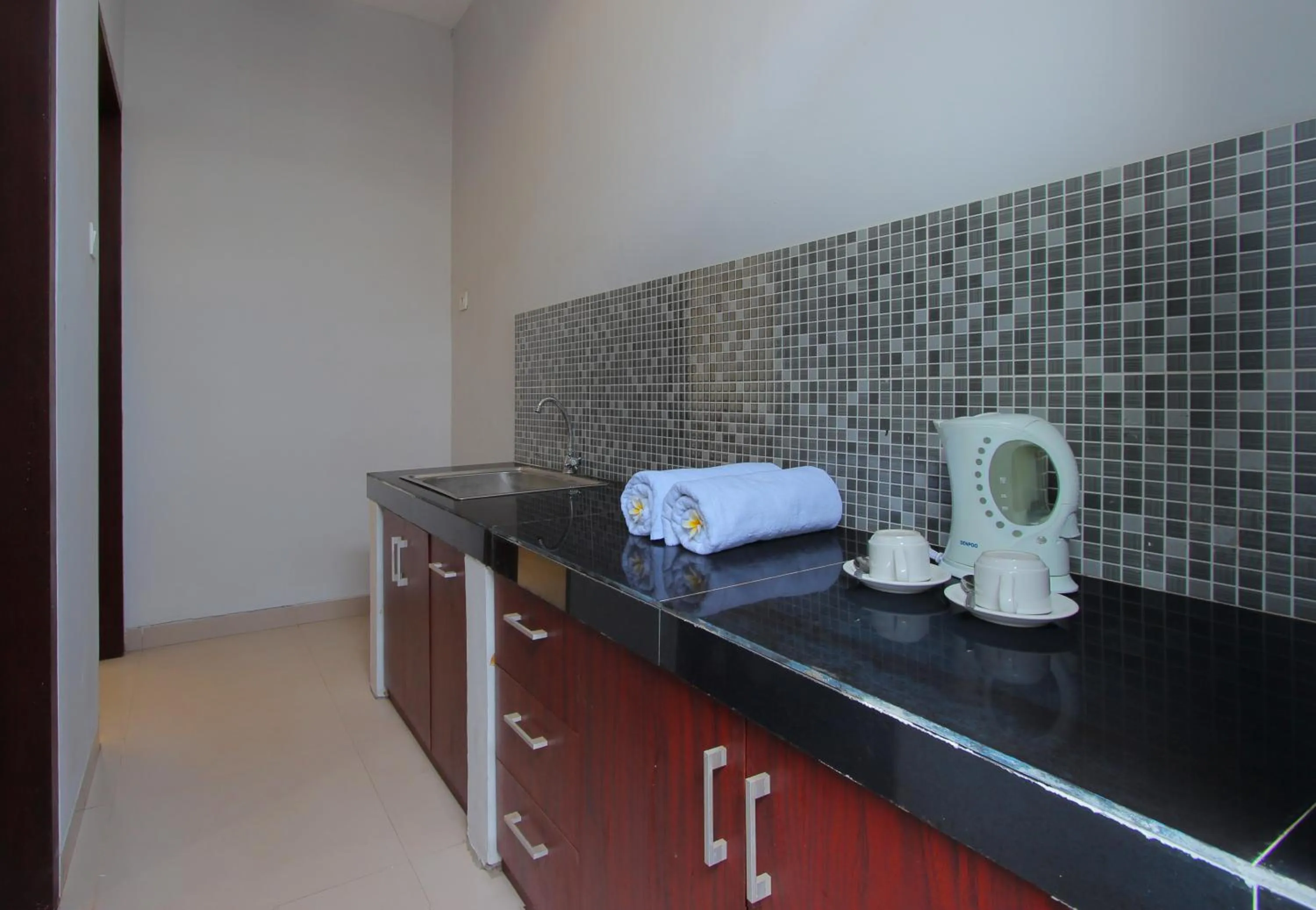 Area and facilities in Srikandi Inn