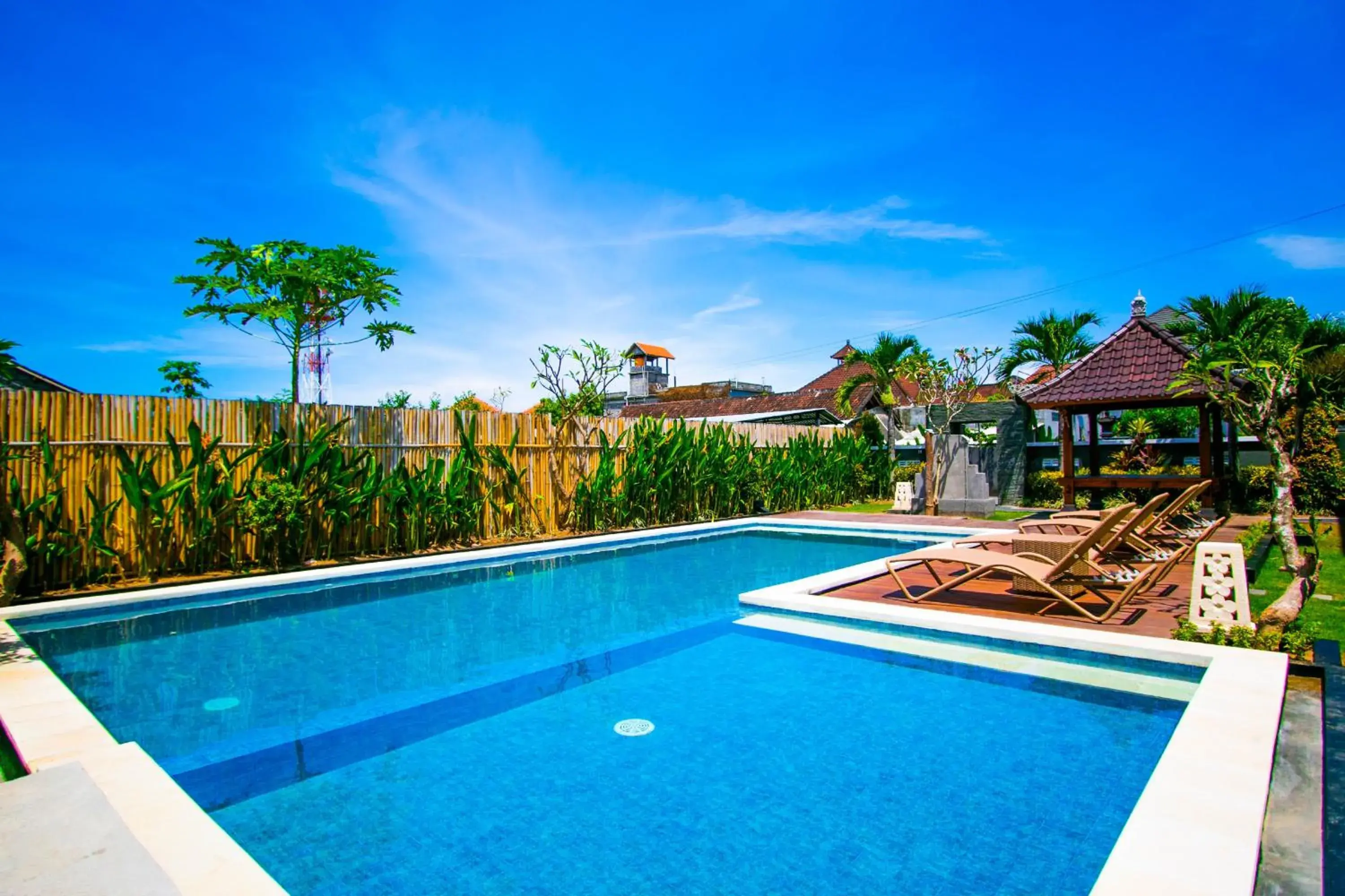 Pool view in Srikandi Inn Pool view in Srikandi Inn