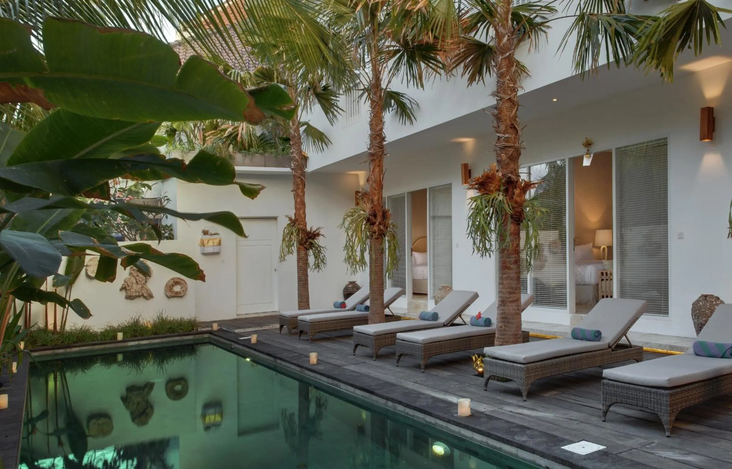 On site in Room & Vespa 4 - Central Seminyak Near Beach