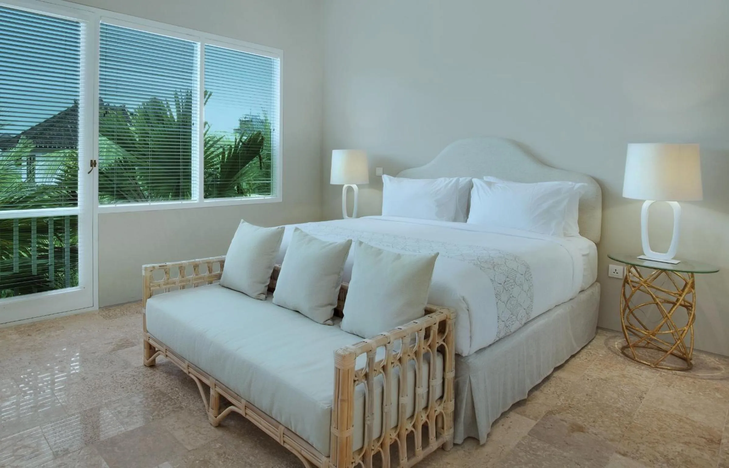 Bed in Room & Vespa 4 - Central Seminyak Near Beach