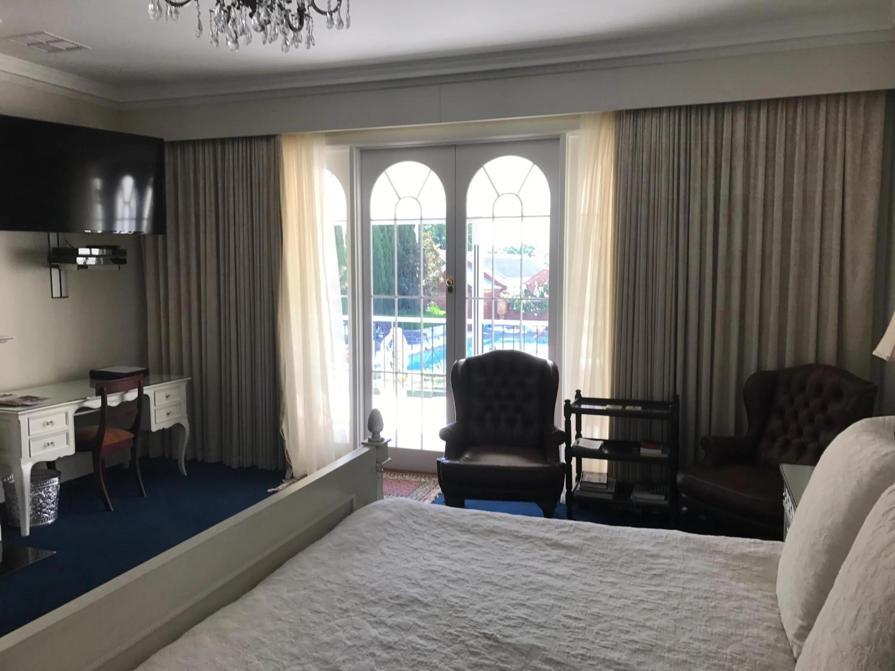 Bedroom, Bed in Freeman On Ford