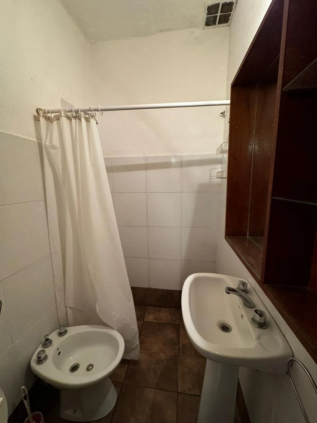 Shower in Departamentos de la reduccion
