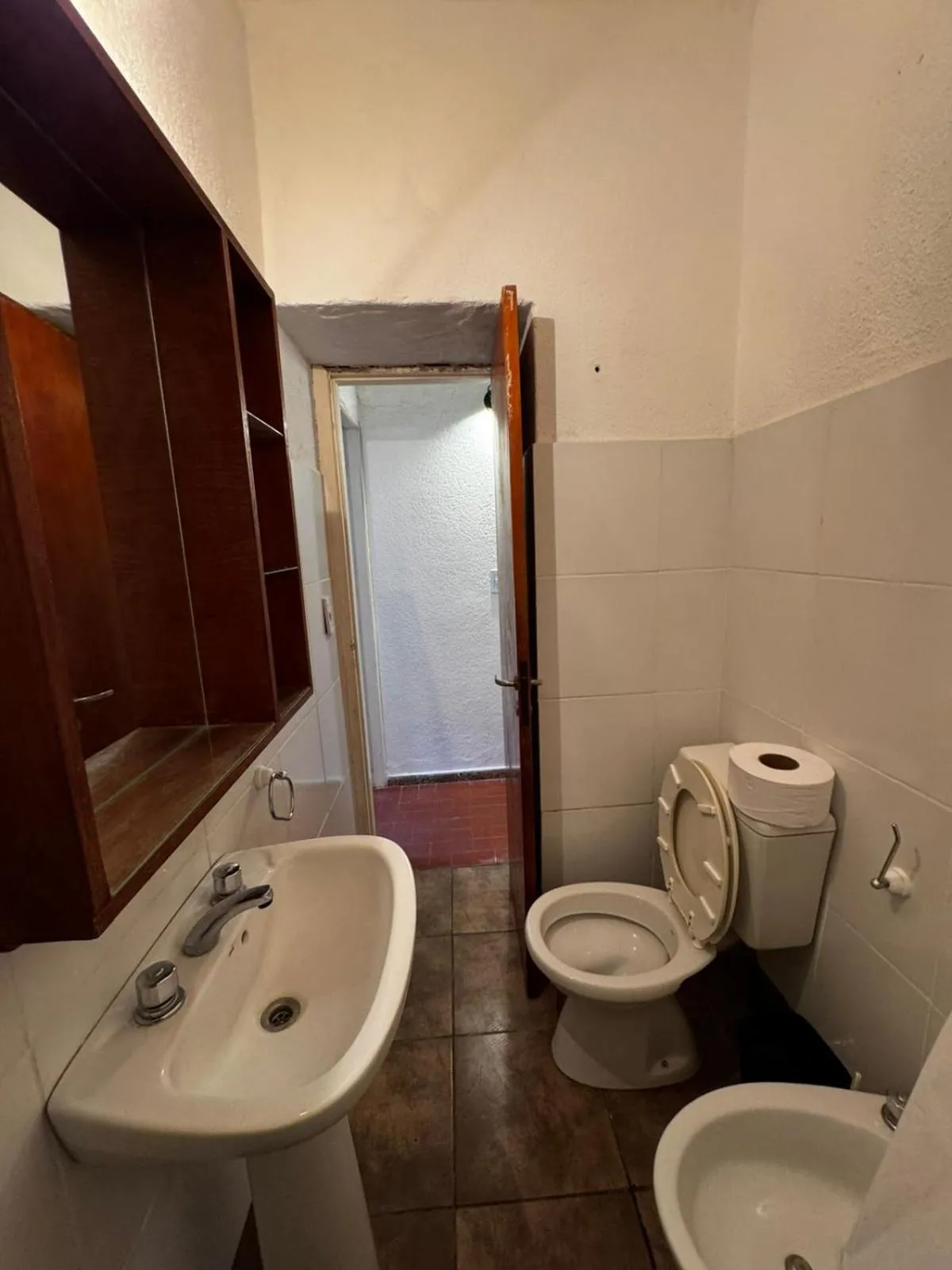 Toilet in Departamentos de la reduccion