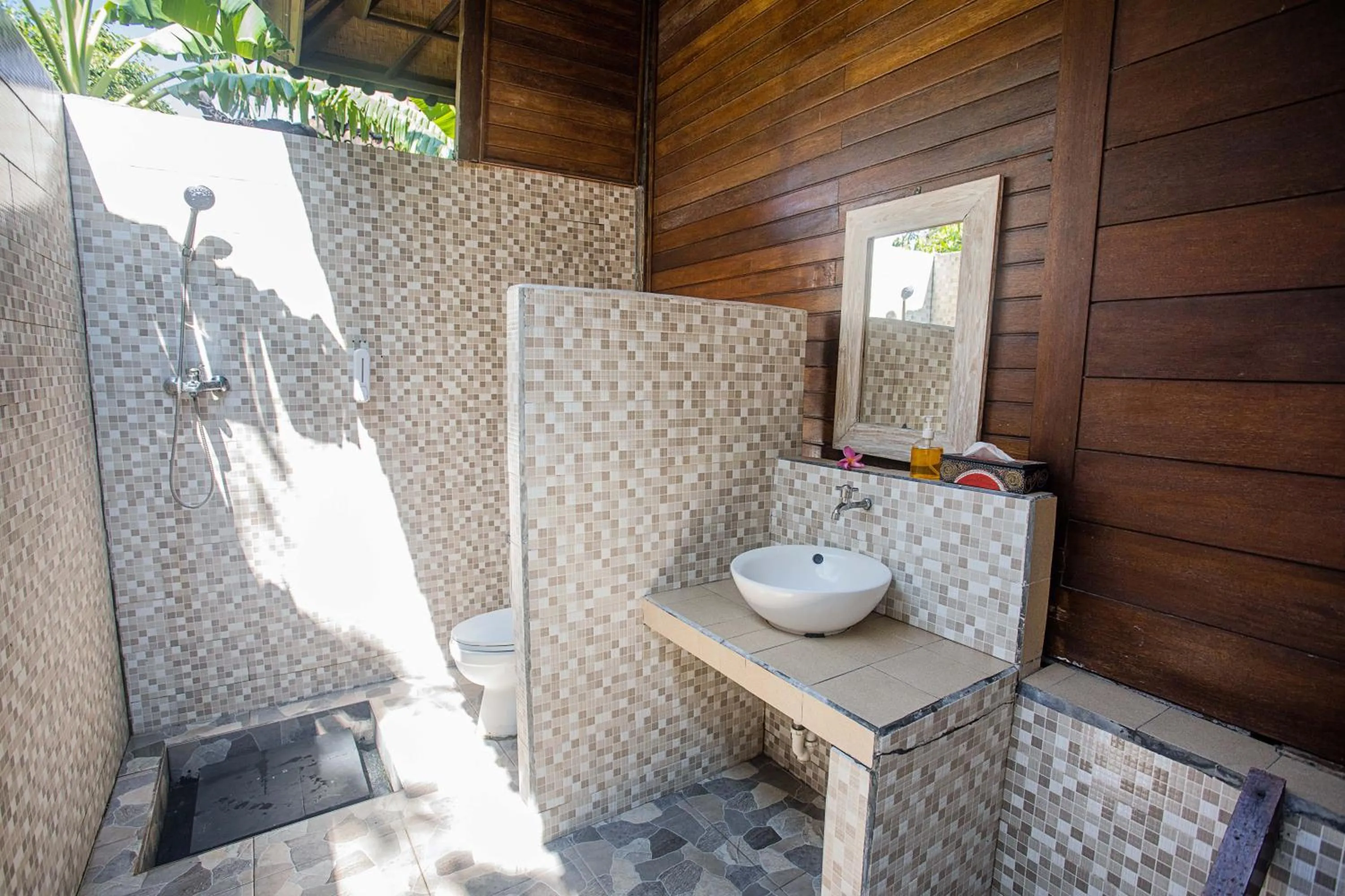 Bathroom in The Cozy Villas Lembongan