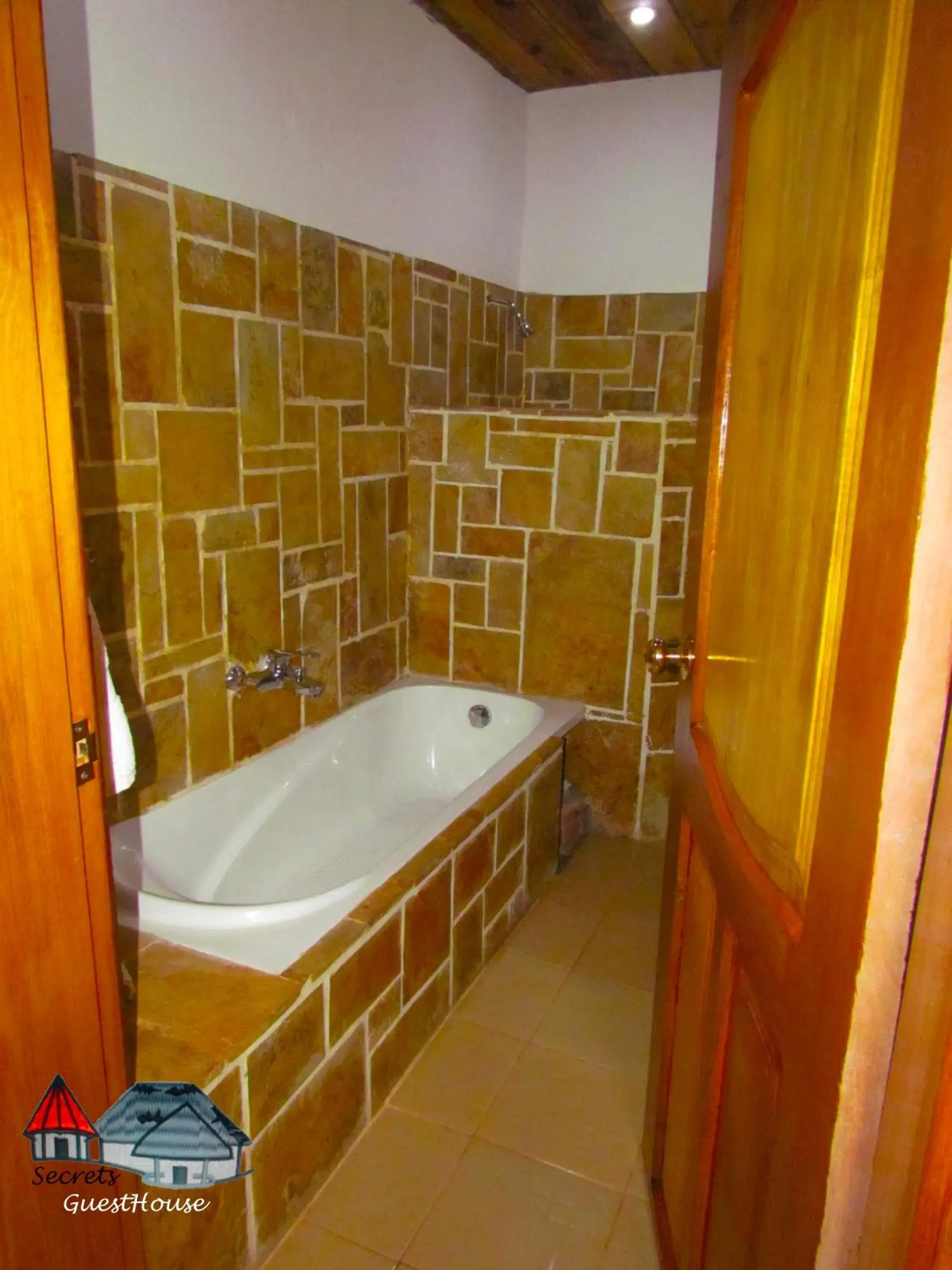 Chalet - single occupancy in Secrets Guest House Chalet - single occupancy in Secrets Guest House