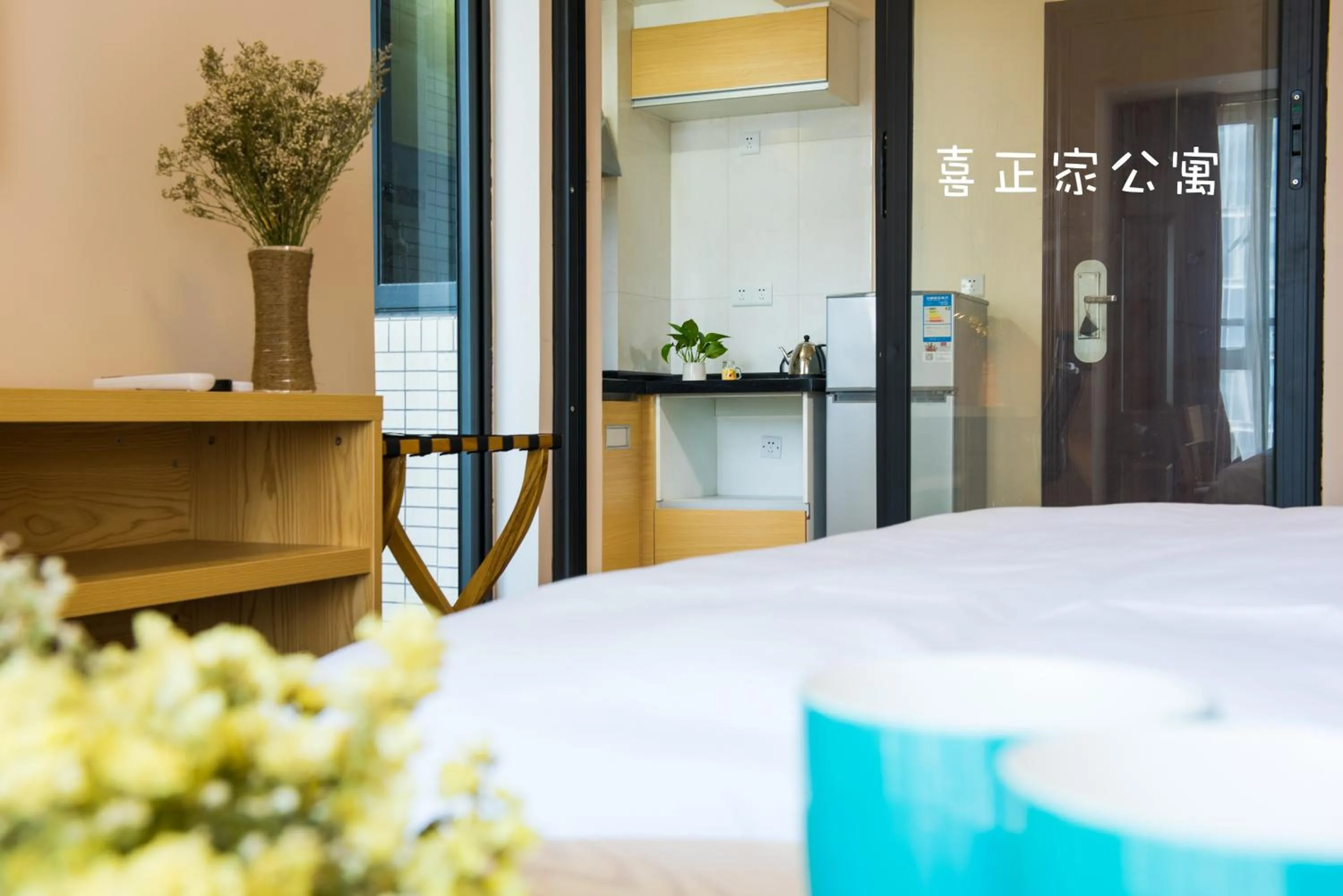 Decorative detail, Bed in Xizhengjia Apartment Hotel Pazhou Complex