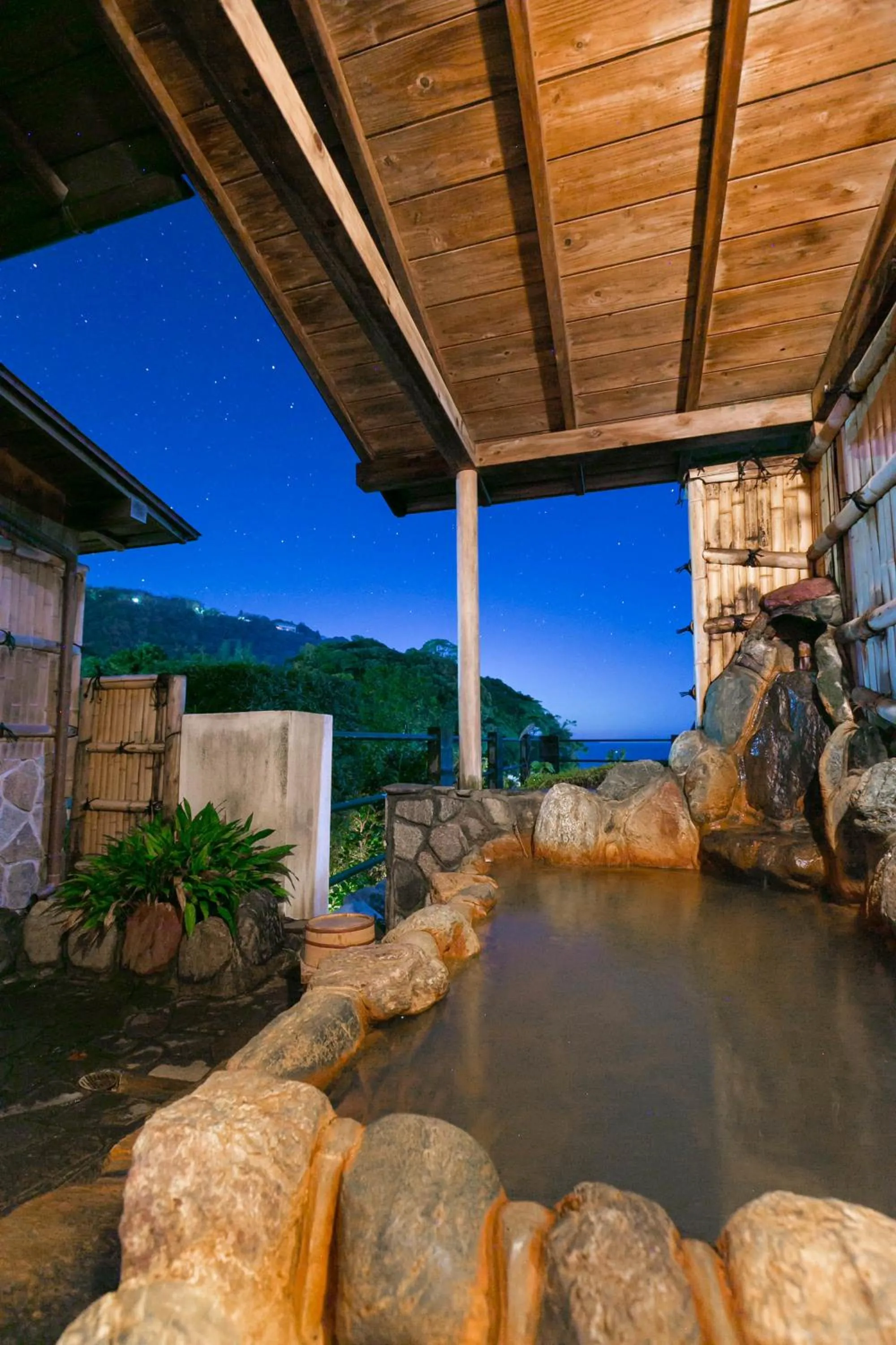 Hot Spring Bath in Isaribi (No Children)