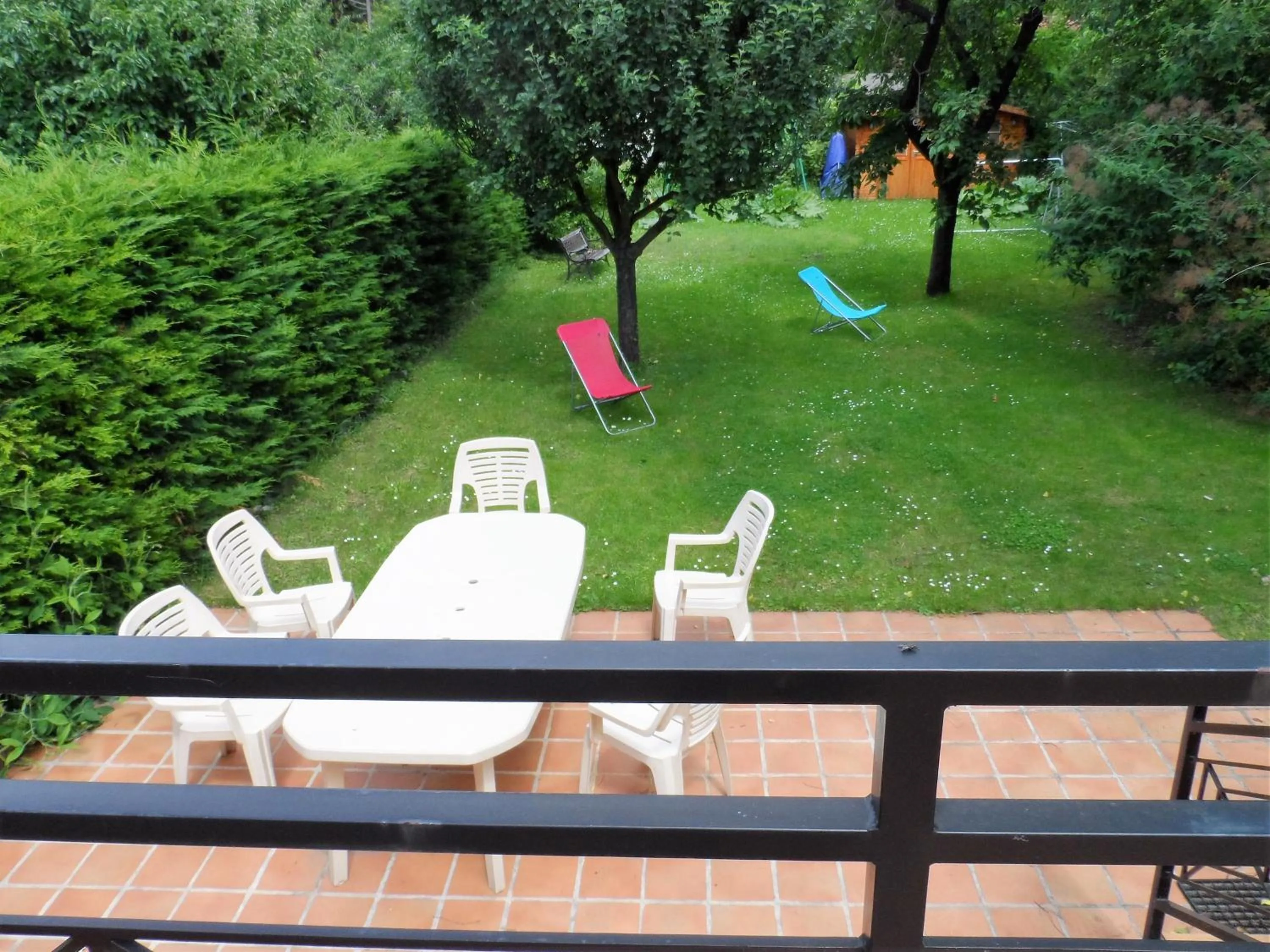 BBQ facilities in Chambre Avec Jardin Pierre Curie