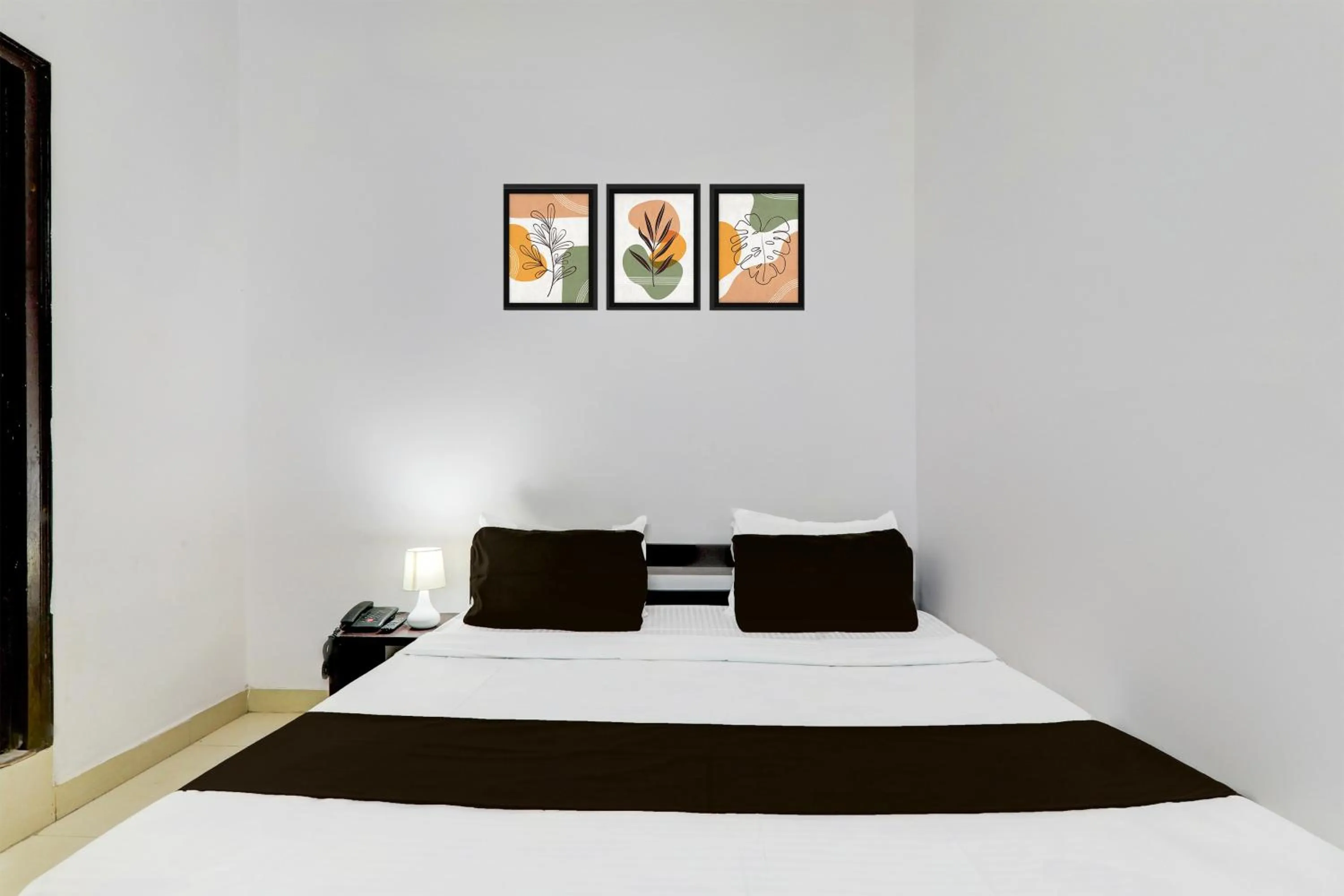 Bed in Super Hotel O Indira Nagar