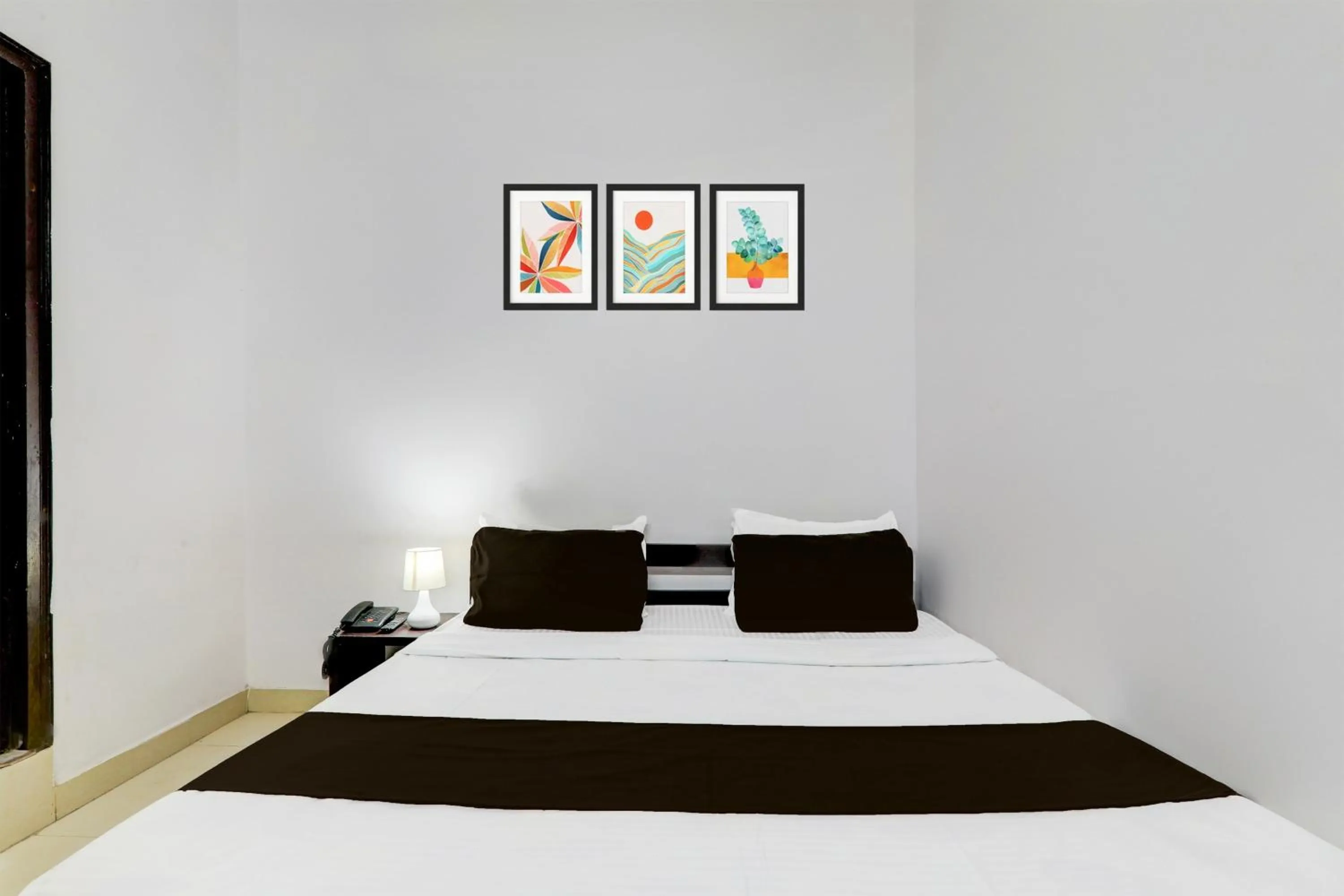 Bedroom, Bed in Super Hotel O Indira Nagar