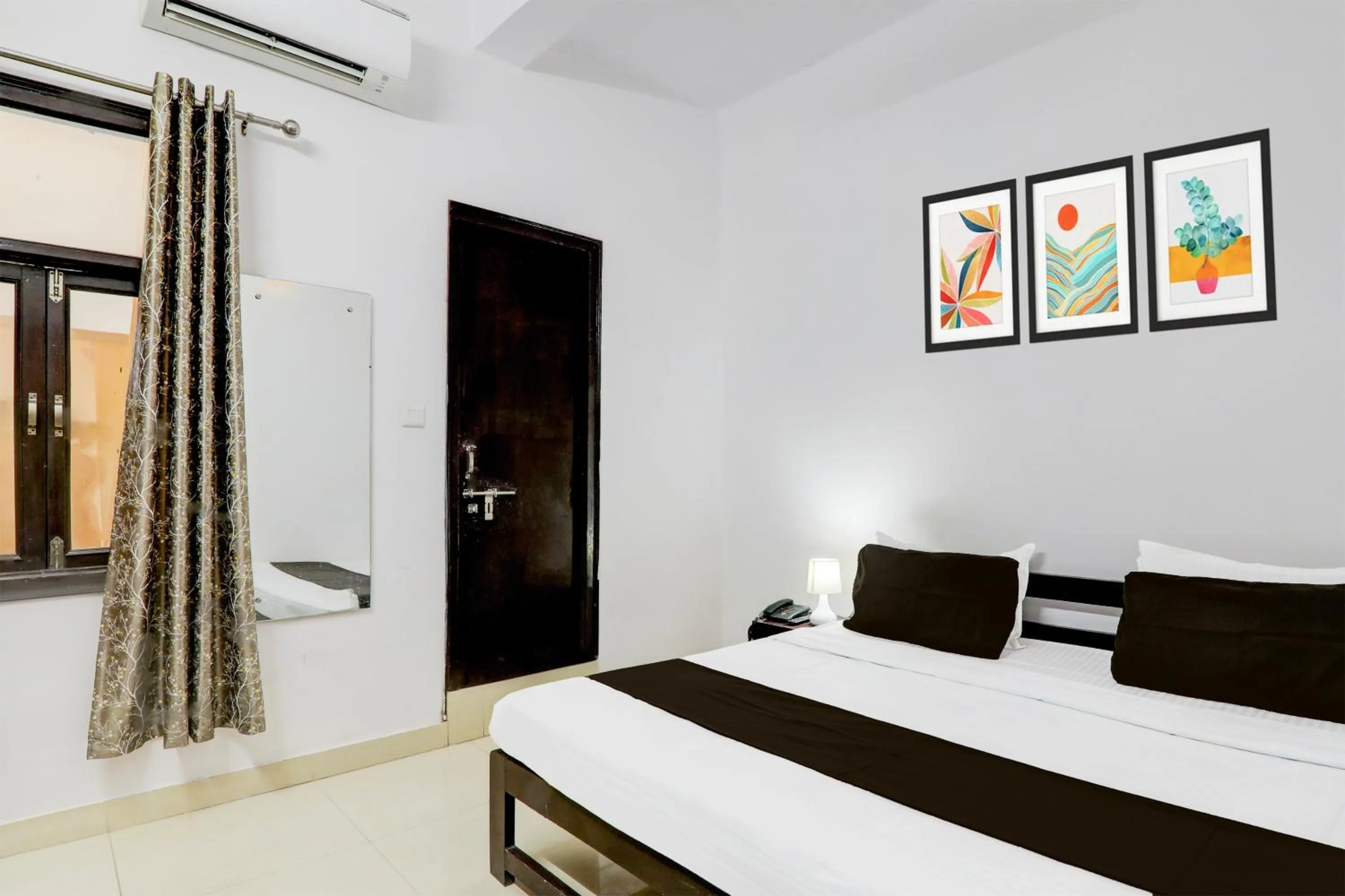 Bedroom in Super Hotel O Indira Nagar