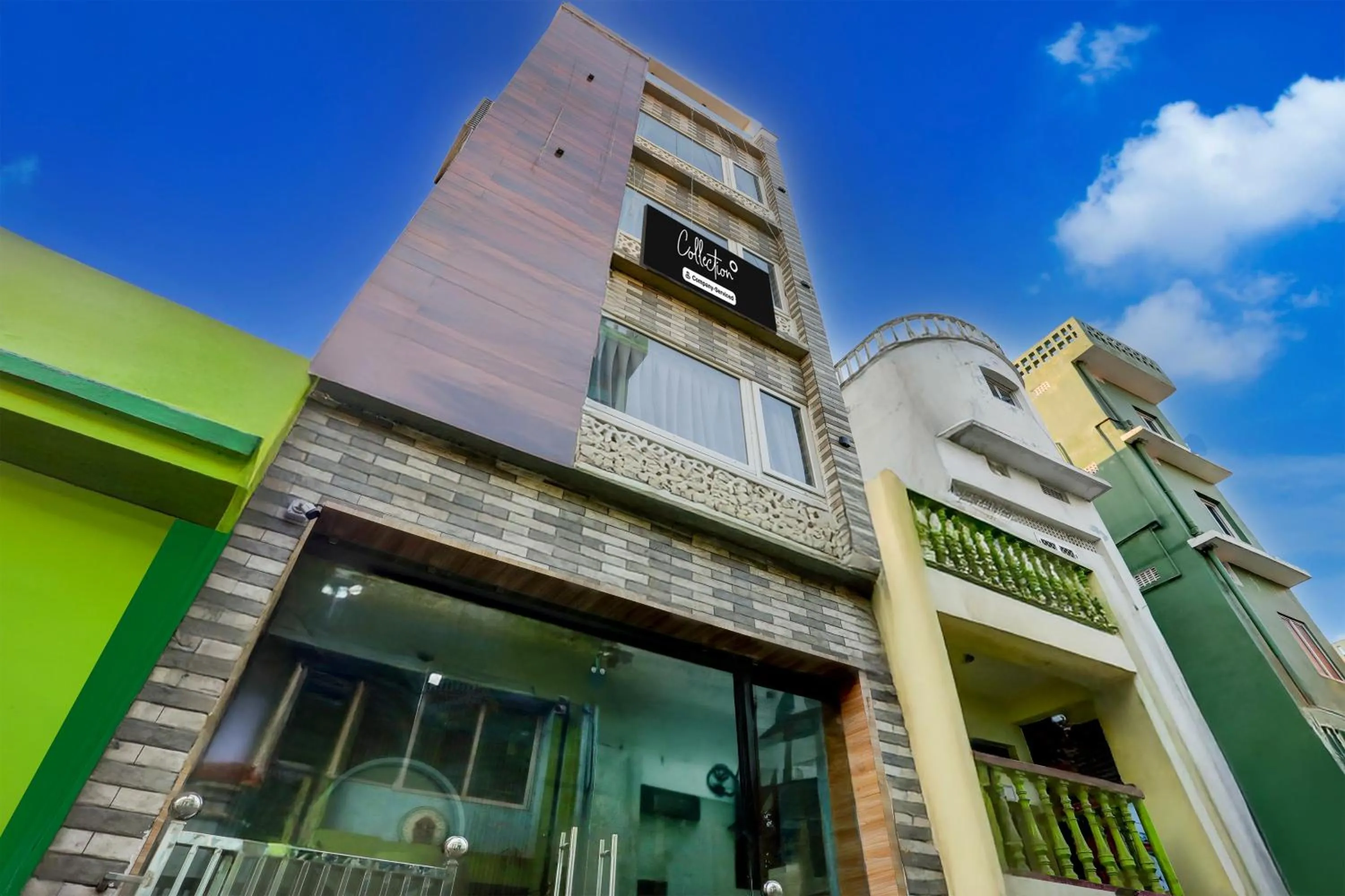 Facade/entrance in Super Collection O Manikarnika Sahi Near Jagannath Temple