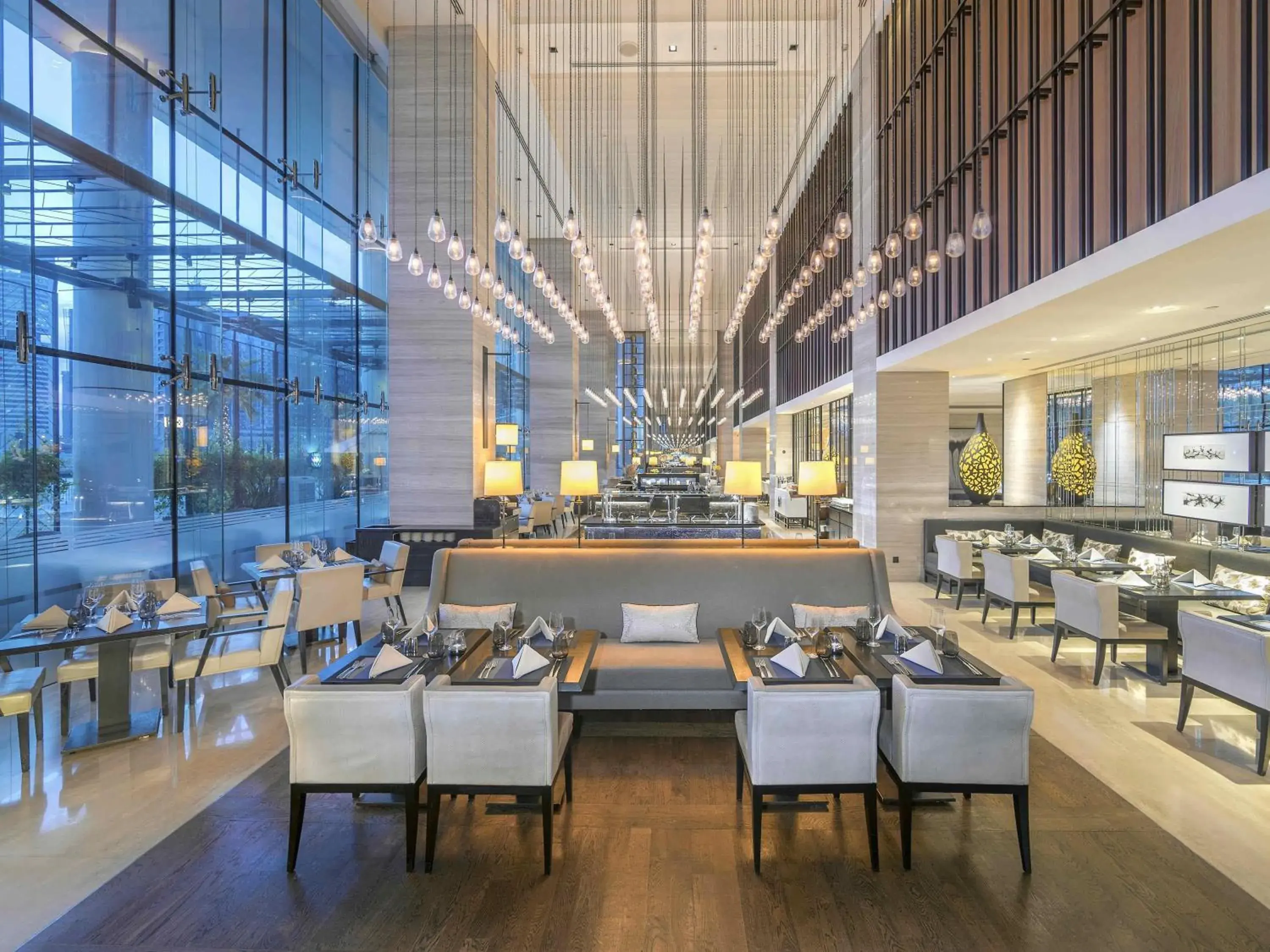 Restaurant/places to eat in Pullman Dubai Downtown Restaurant/places to eat in Pullman Dubai Downtown