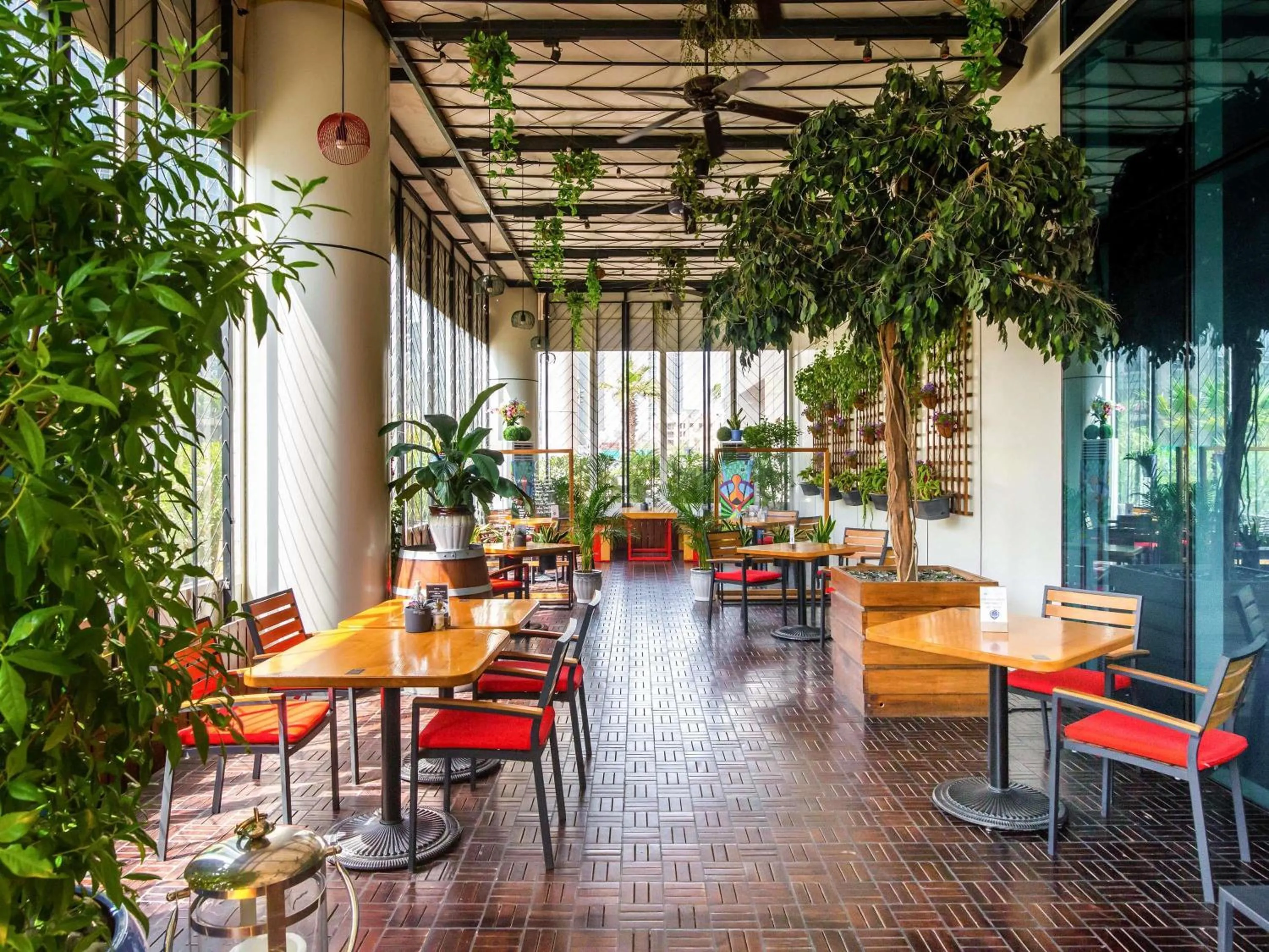 Restaurant/places to eat in Pullman Dubai Downtown