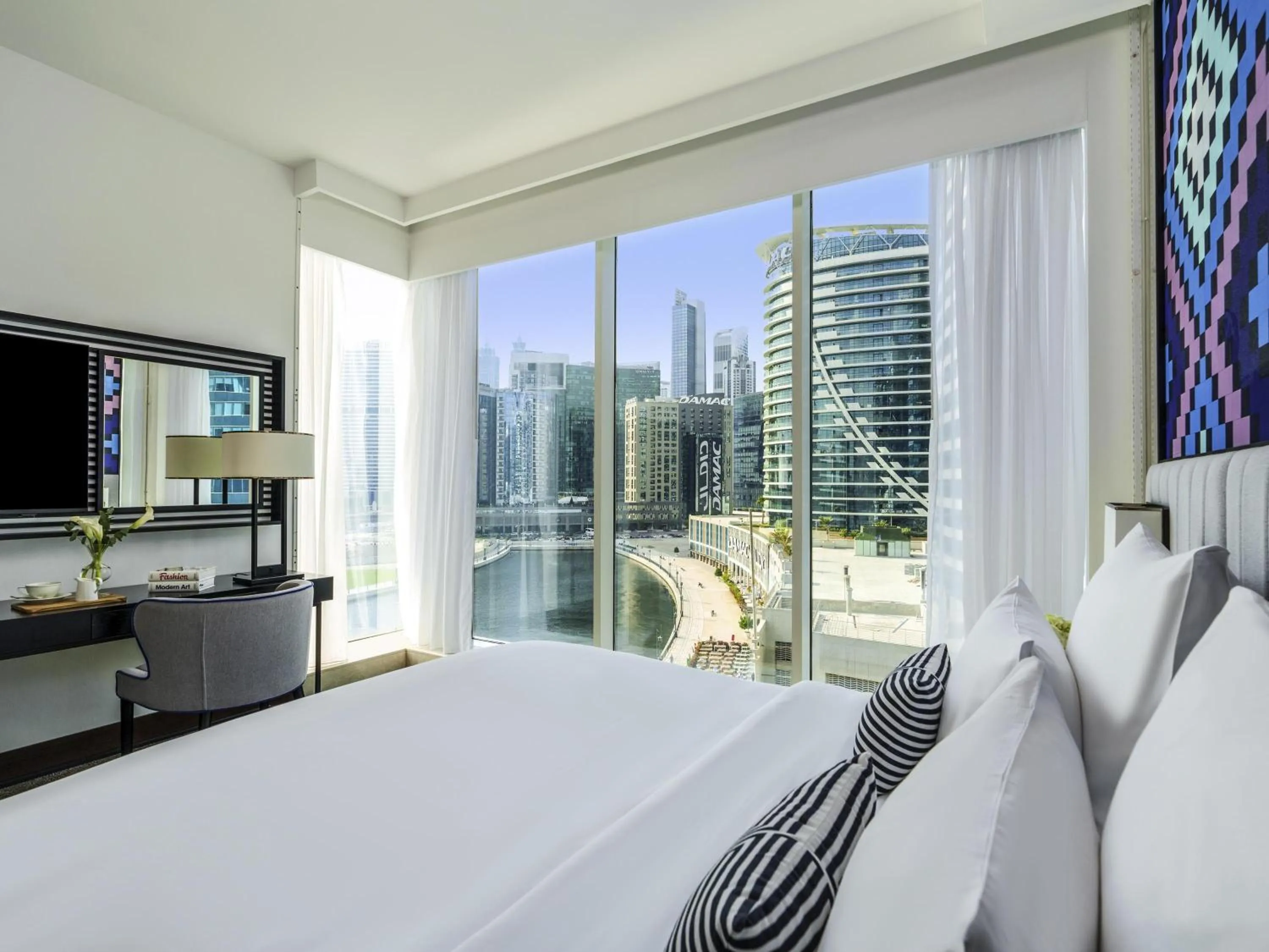 Bedroom, Bed in Pullman Dubai Downtown